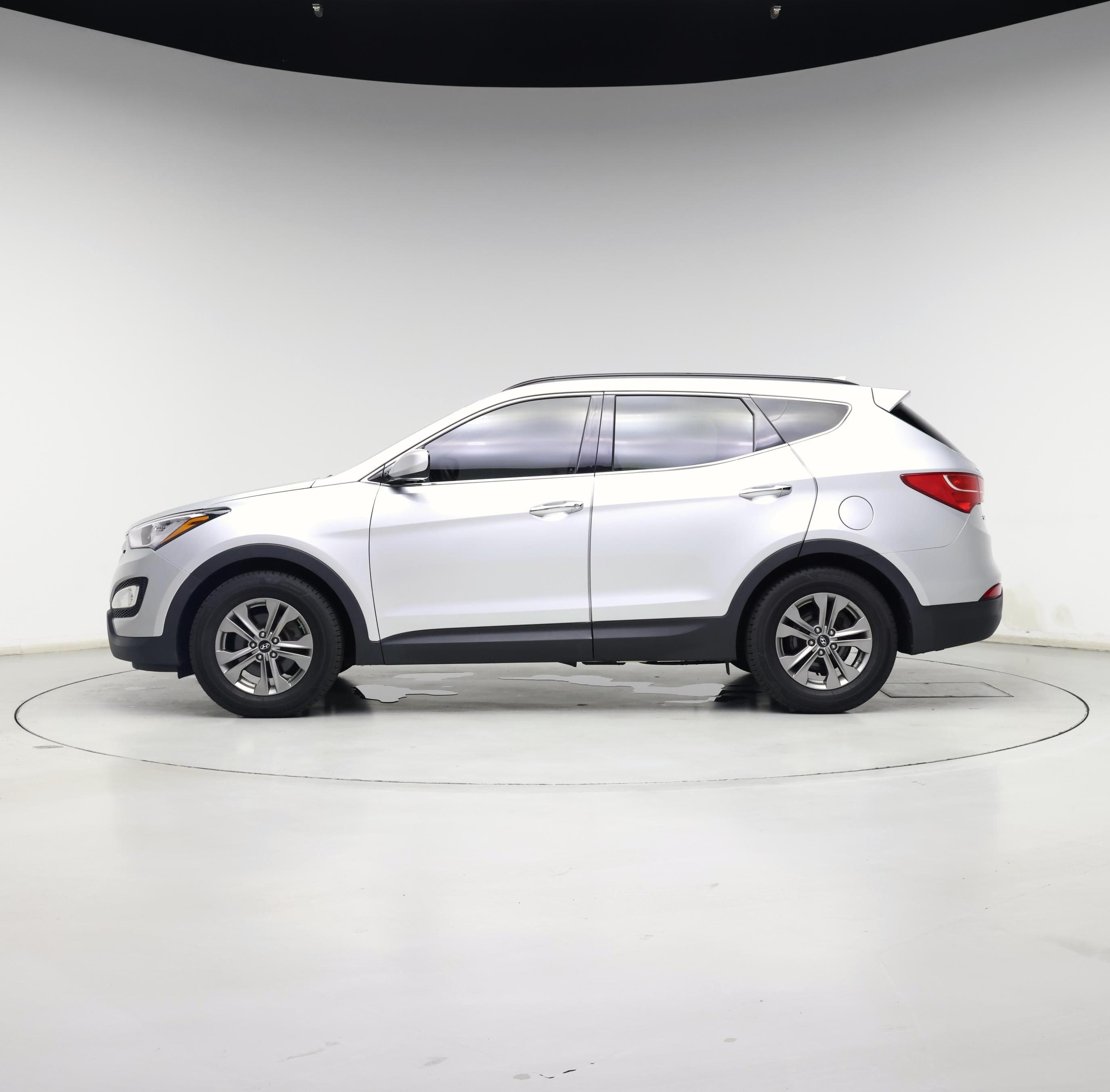 Thumbnail: 2016 Hyundai Santa Fe - 3