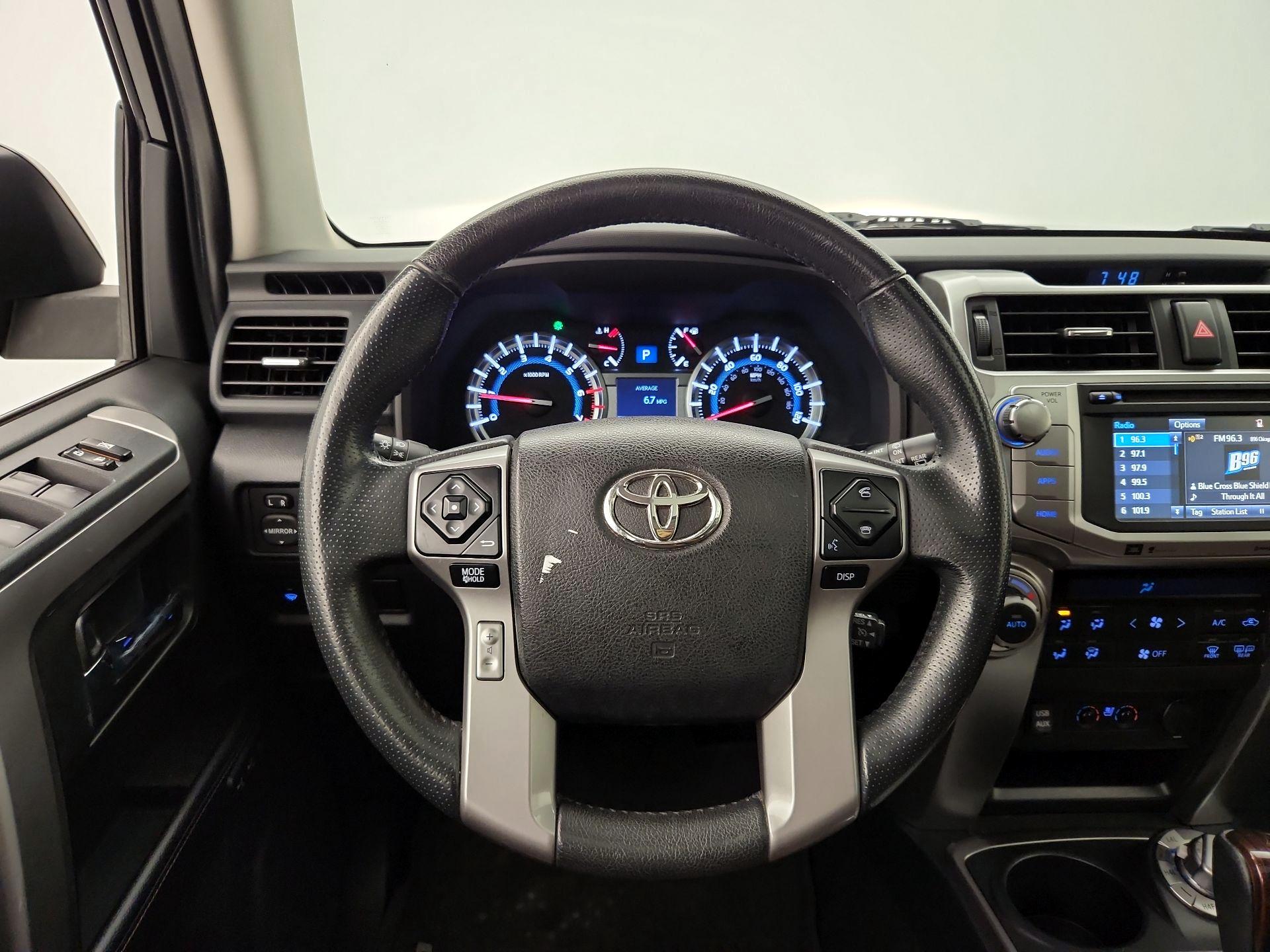 Thumbnail: 2017 Toyota 4Runner - 10