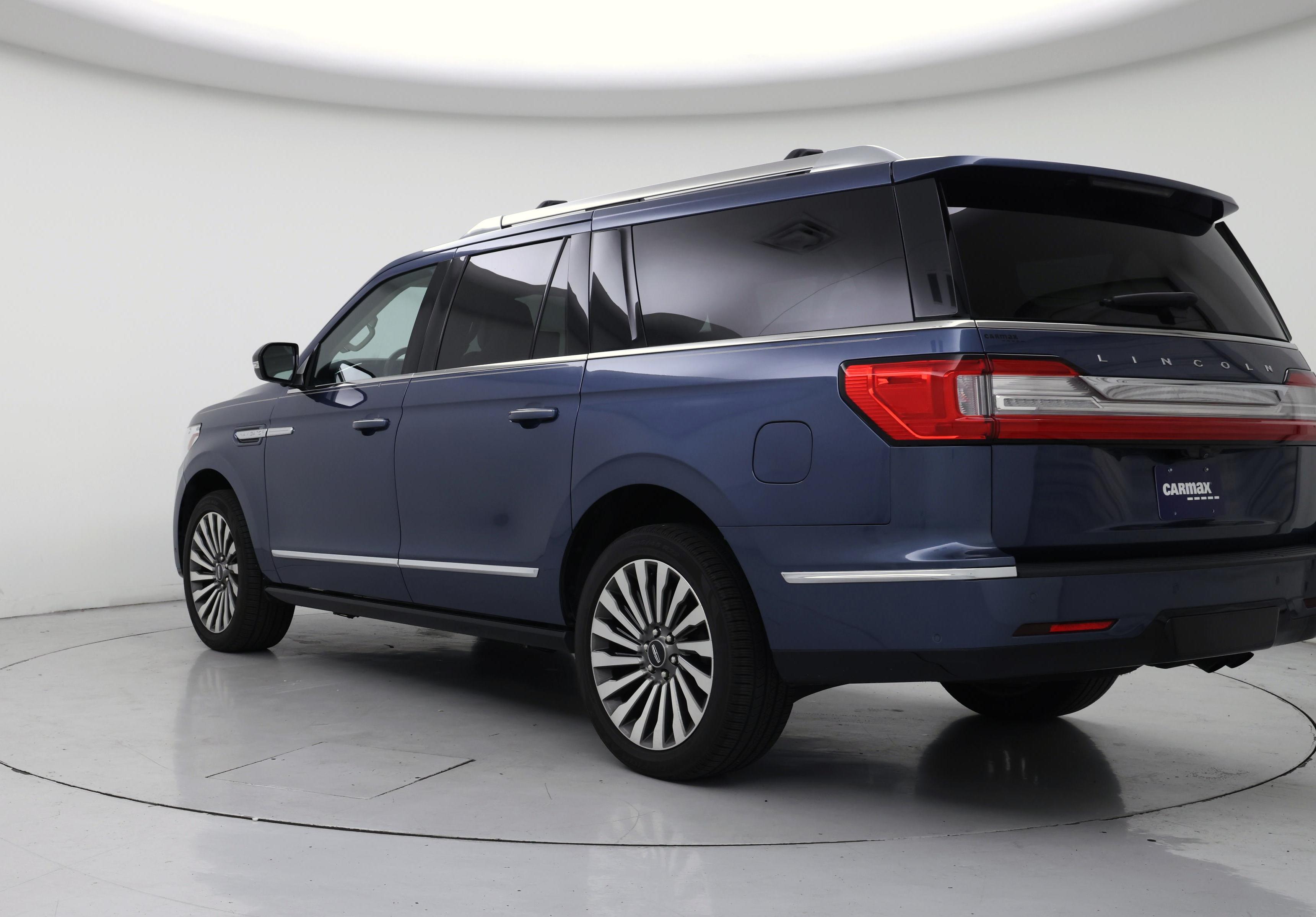 Thumbnail: 2020 Lincoln Navigator L - 2