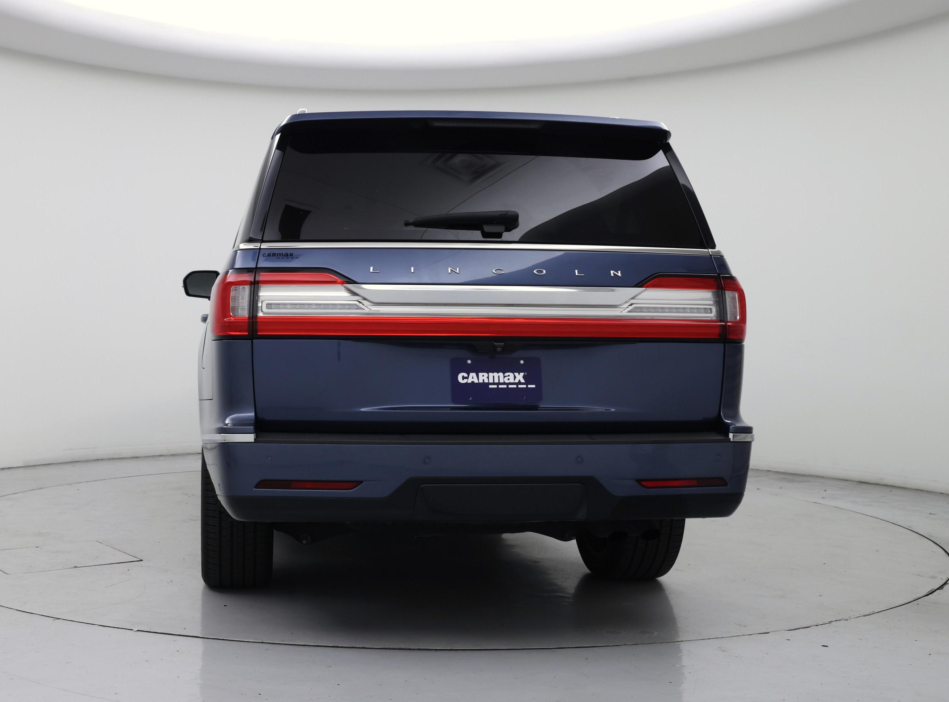 Thumbnail: 2020 Lincoln Navigator L - 6