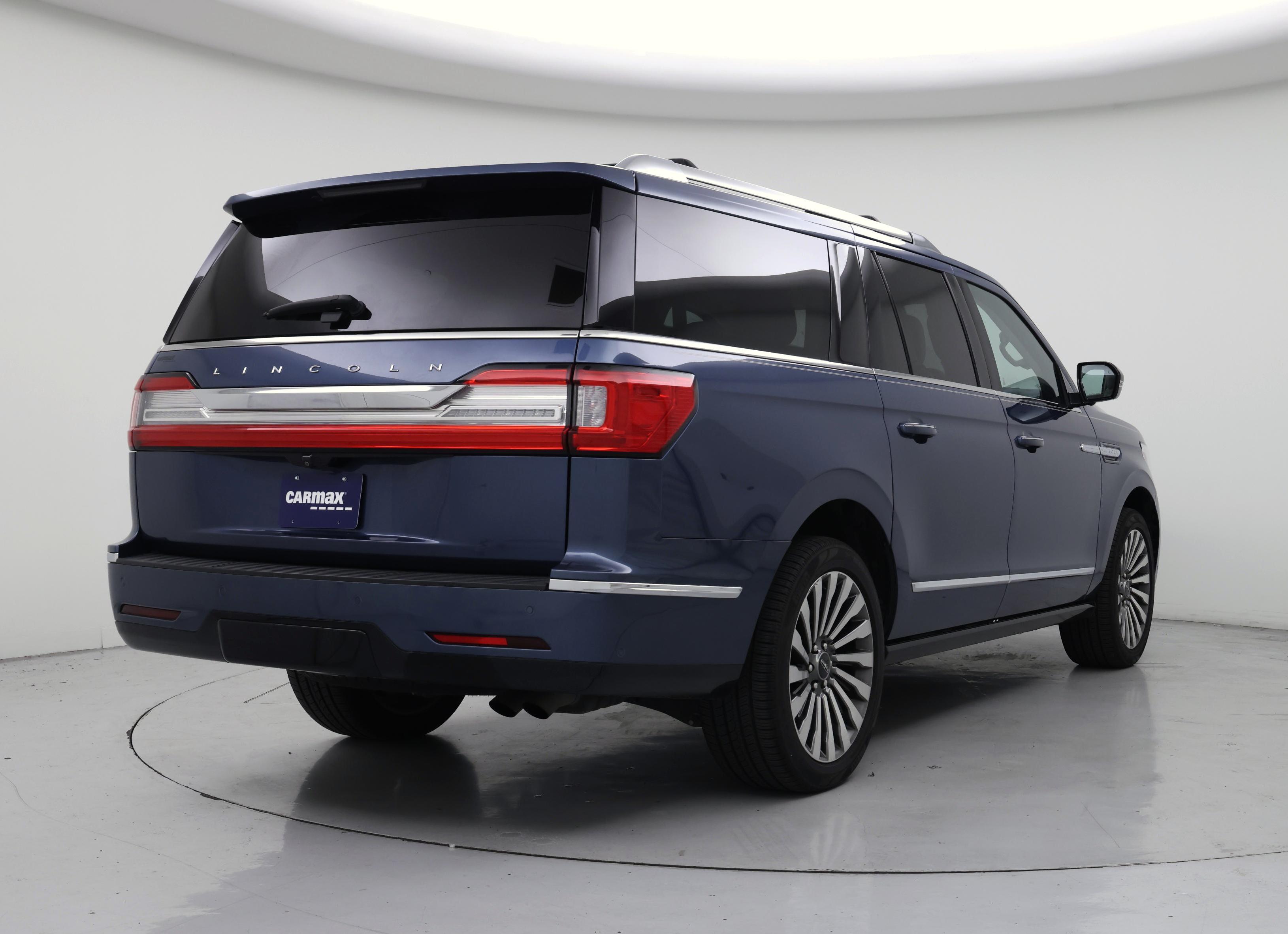 Thumbnail: 2020 Lincoln Navigator L - 8