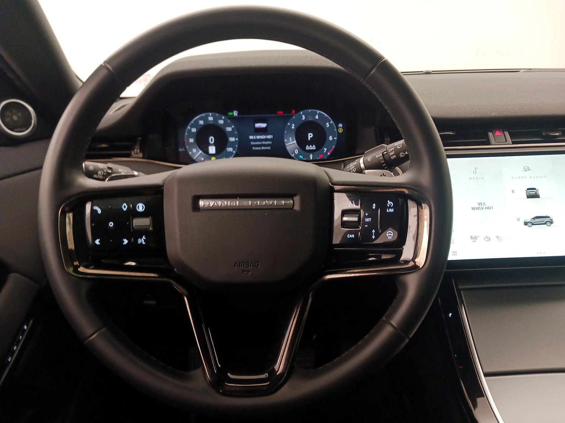 Thumbnail: 2025 Land Rover Range Rover Evoque - 10