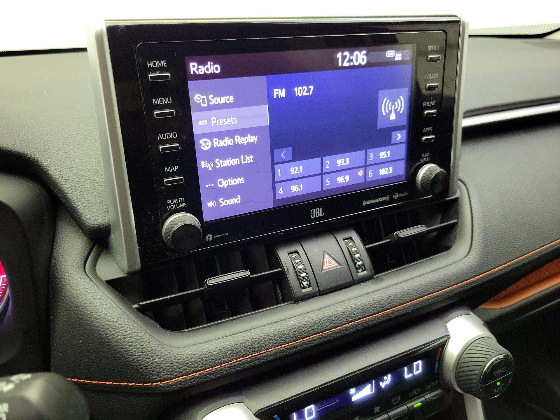 Thumbnail: 2019 Toyota RAV4 - 16