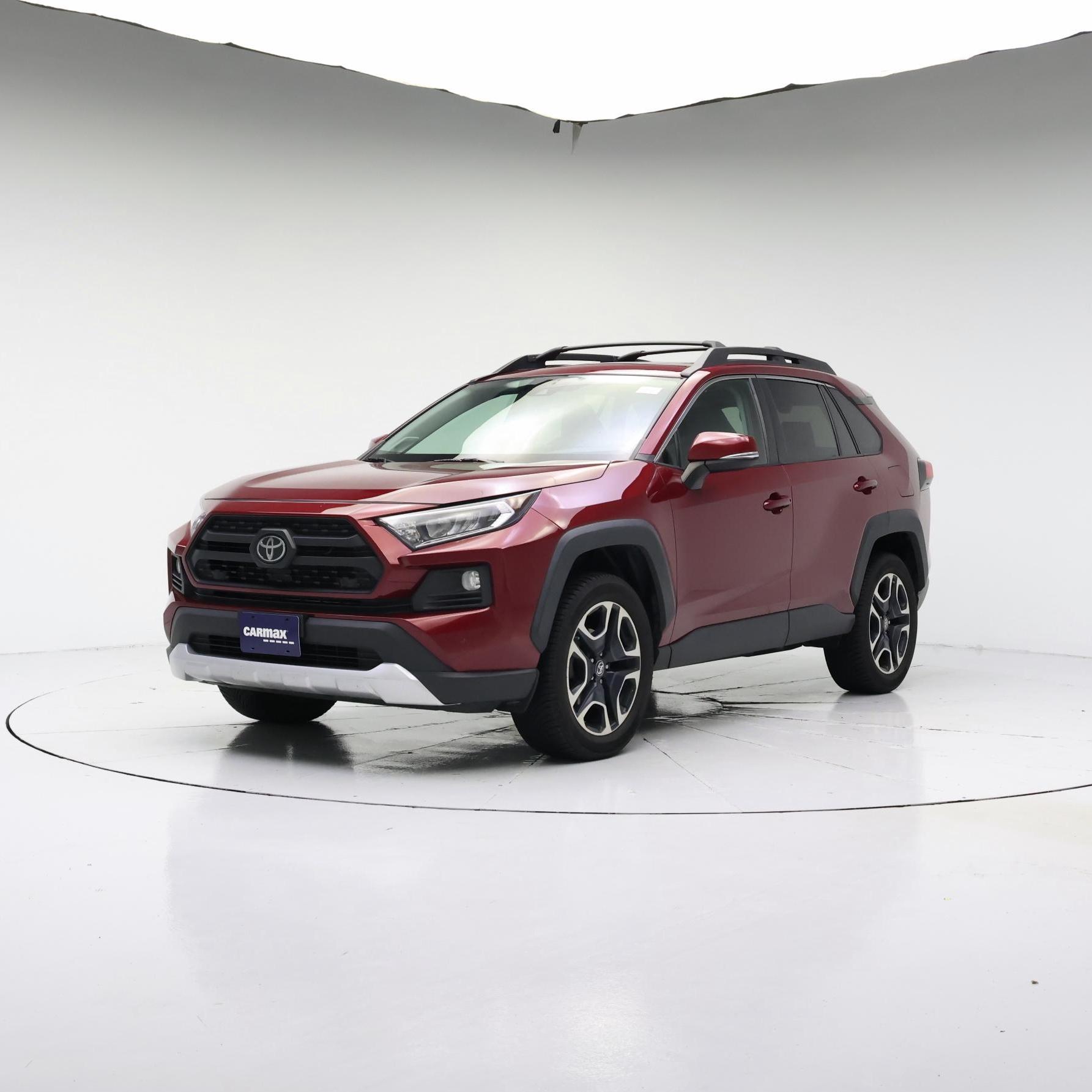 Thumbnail: 2019 Toyota RAV4 - 4