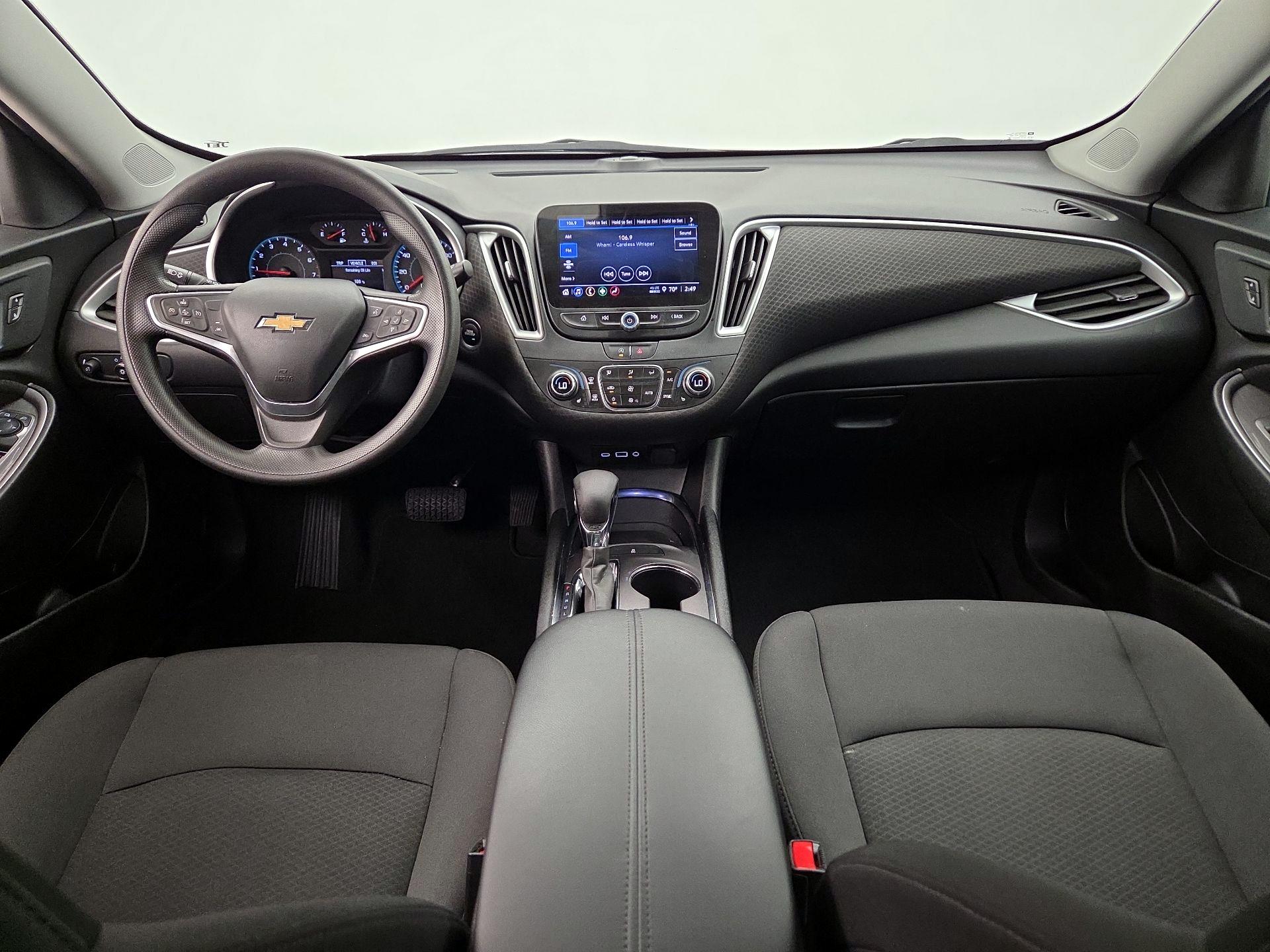 Thumbnail: 2023 Chevrolet Malibu - 9