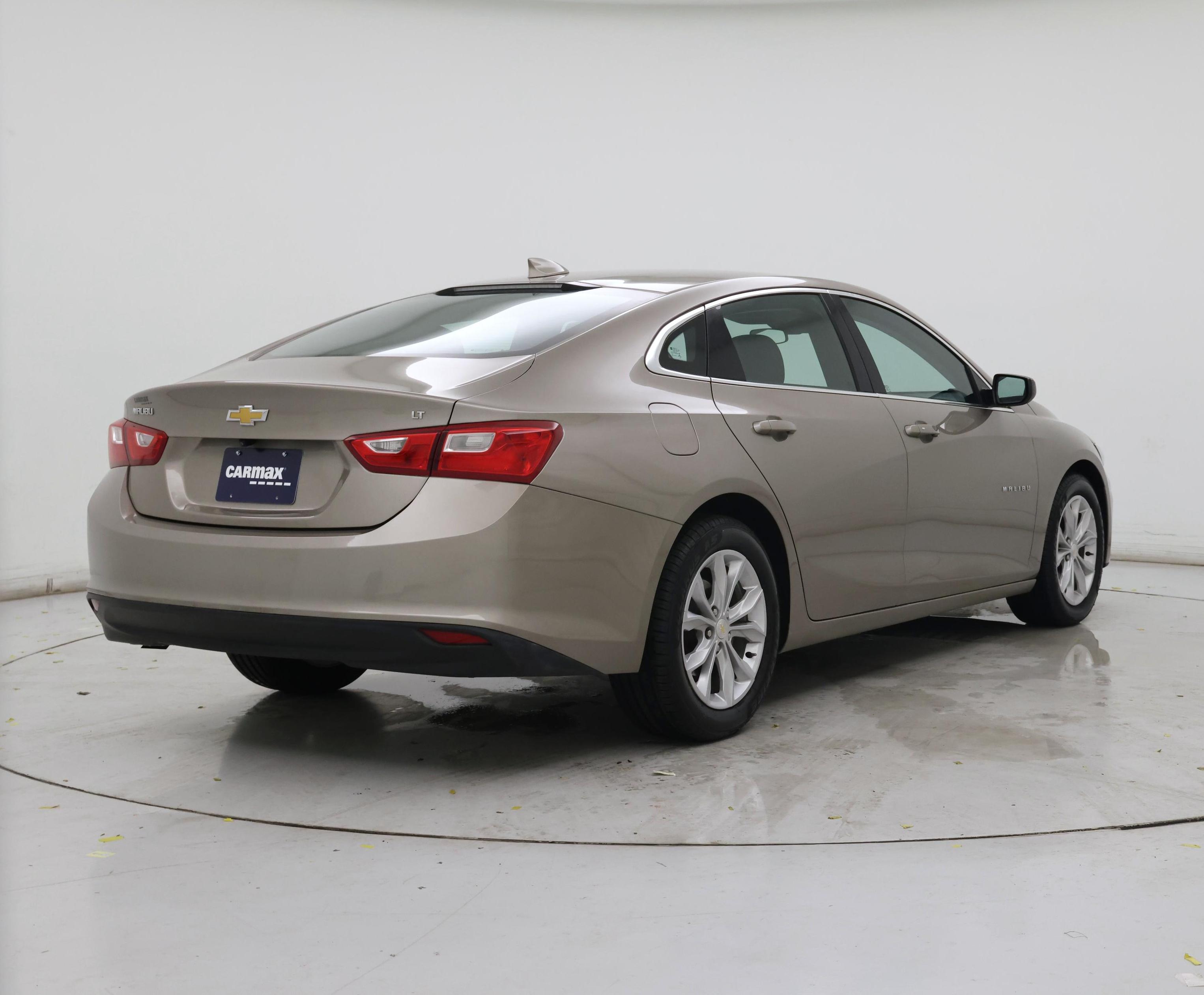 Thumbnail: 2023 Chevrolet Malibu - 8