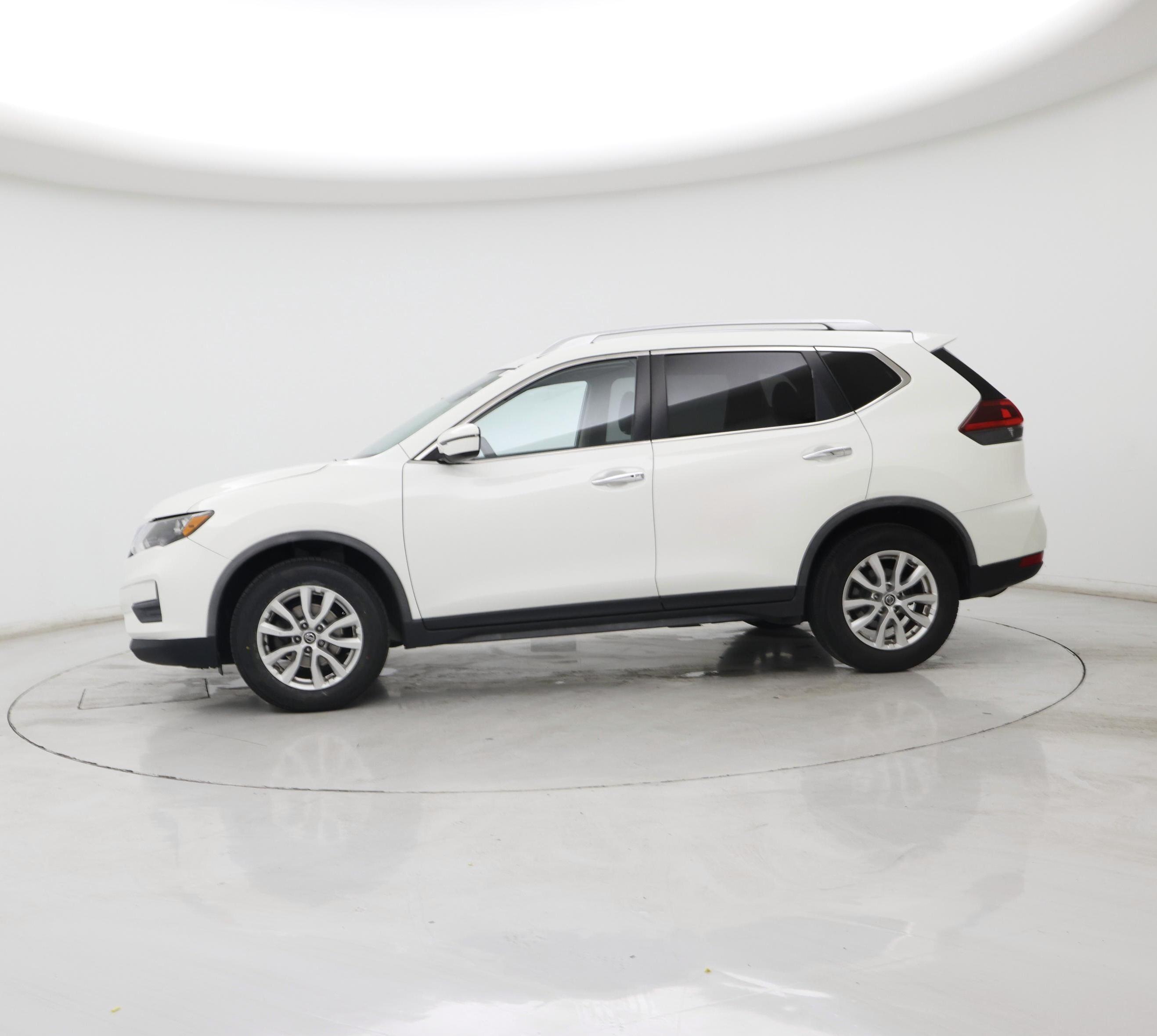 Thumbnail: 2020 Nissan Rogue - 3