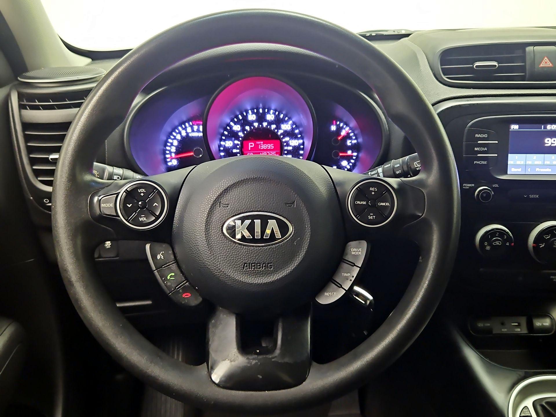 Thumbnail: 2019 Kia Soul - 10
