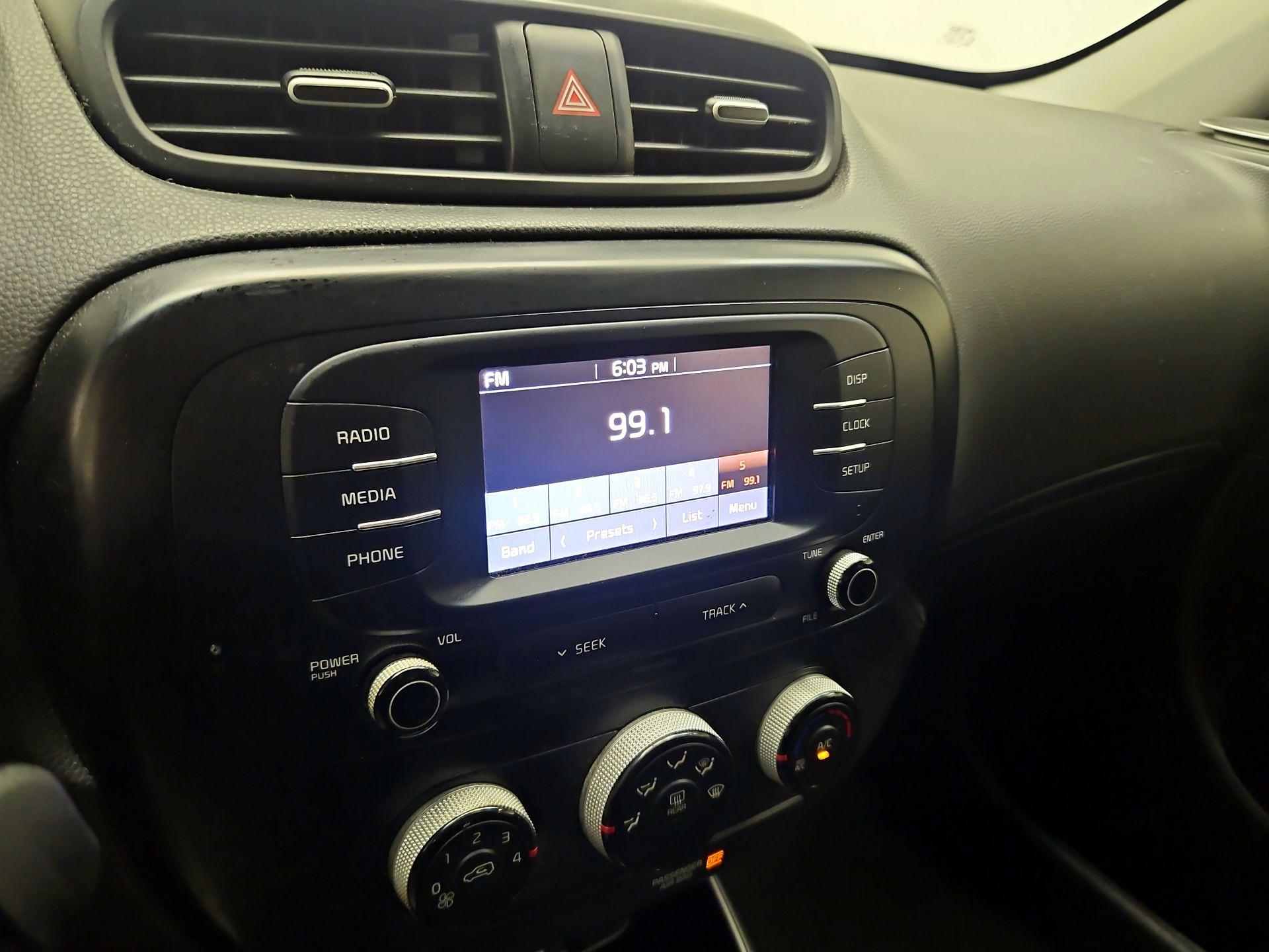 Thumbnail: 2019 Kia Soul - 15