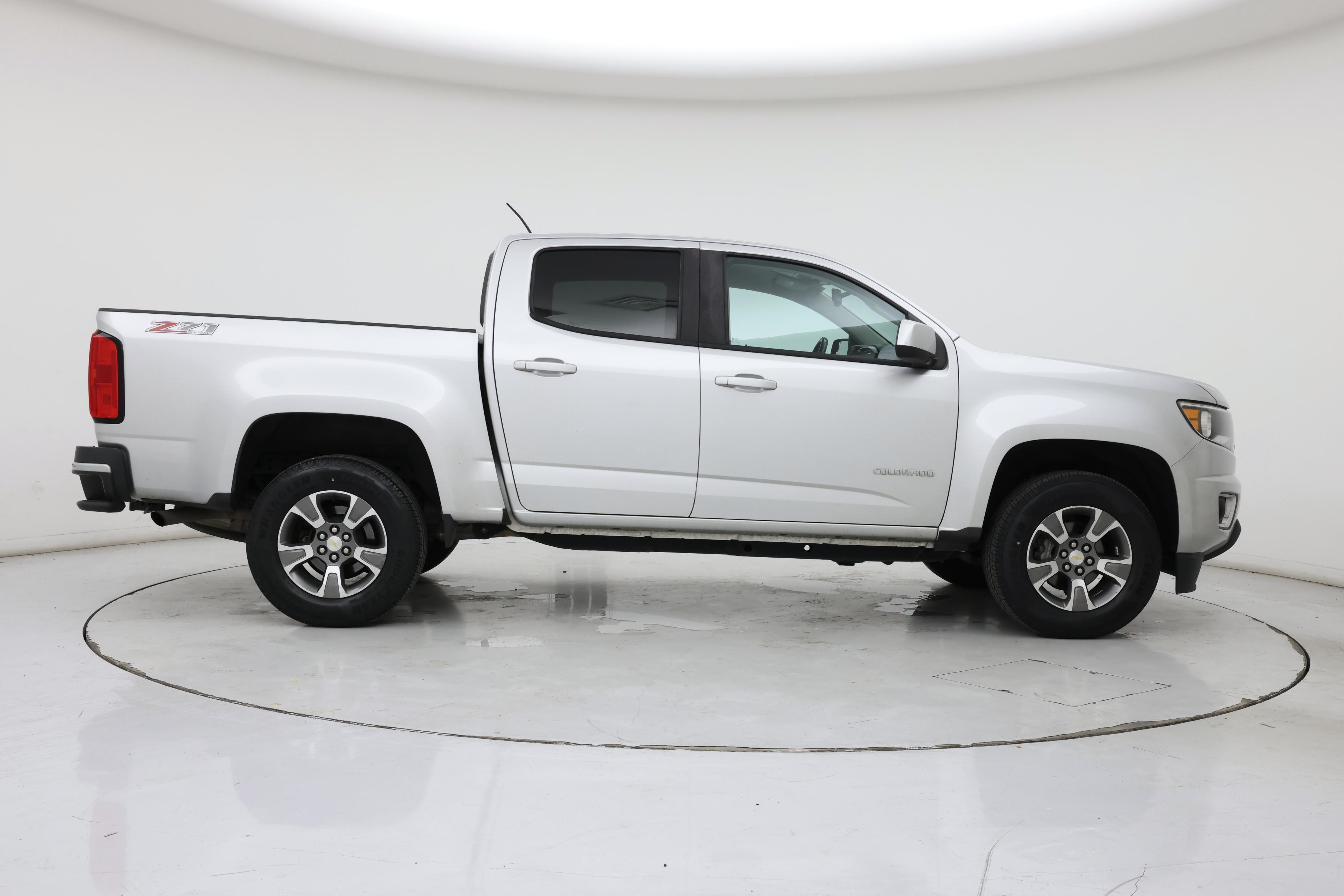 Thumbnail: 2017 Chevrolet Colorado - 7