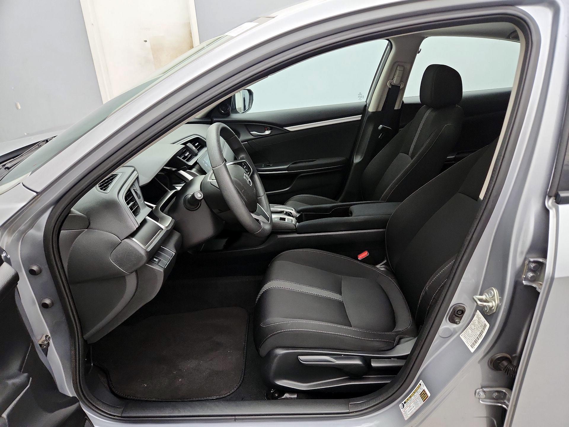 Thumbnail: 2016 Honda Civic - 11