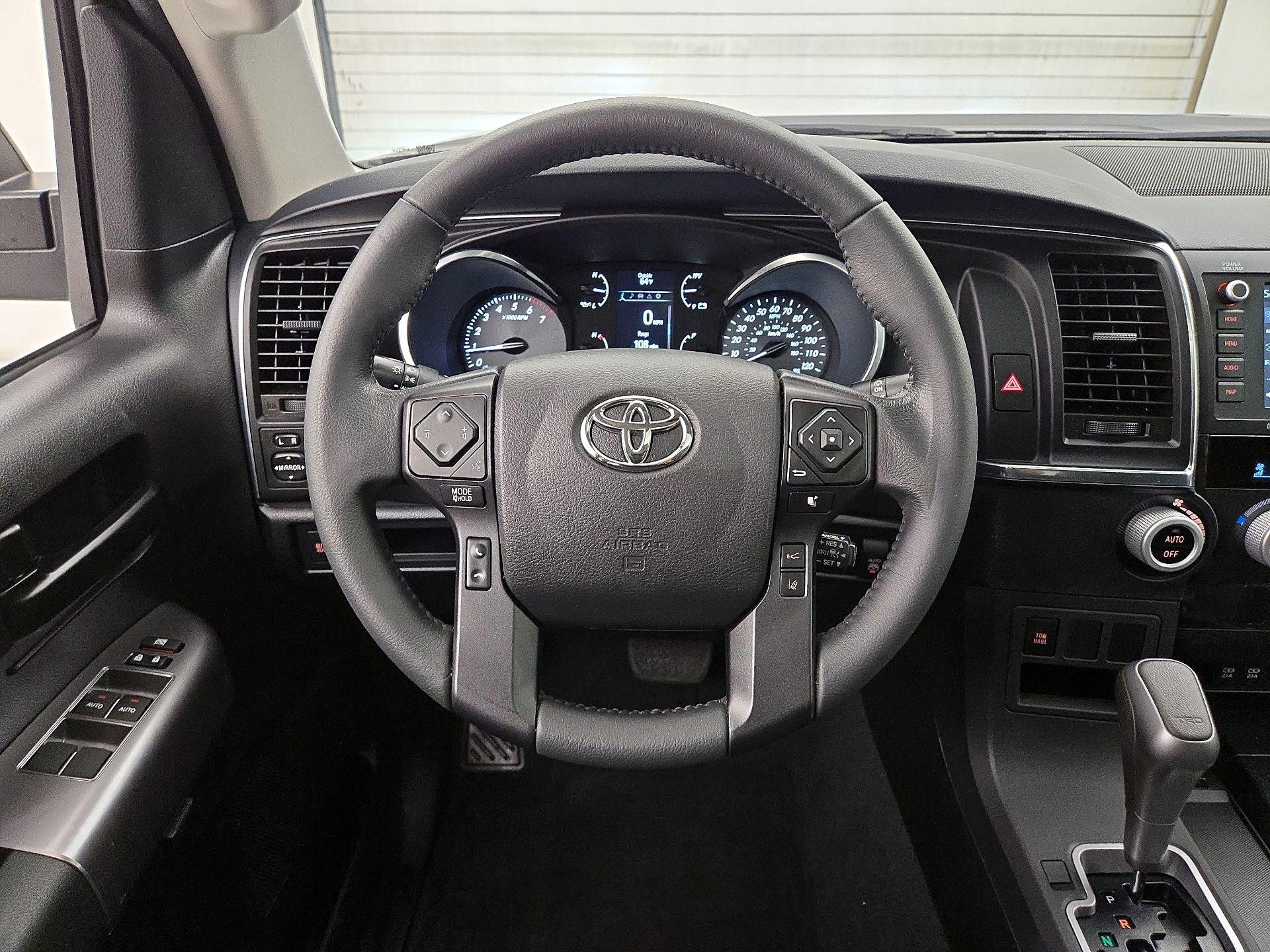 Thumbnail: 2022 Toyota Sequoia - 10