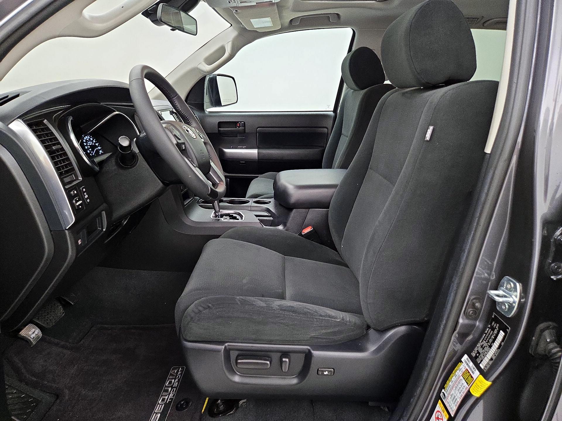 Thumbnail: 2022 Toyota Sequoia - 11
