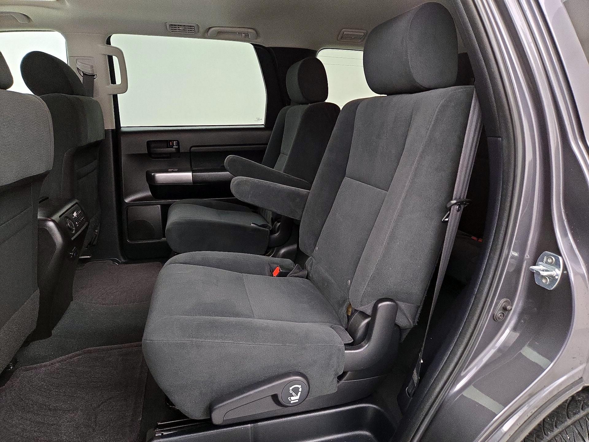 Thumbnail: 2022 Toyota Sequoia - 20