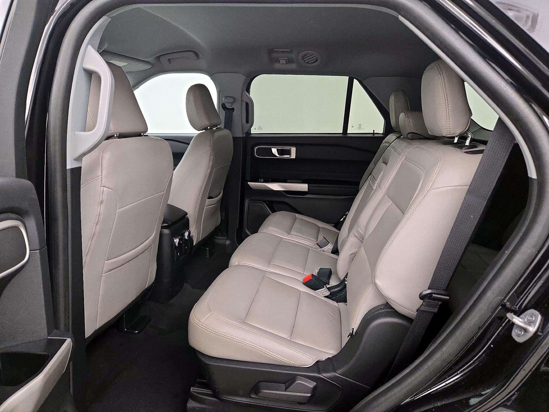 Thumbnail: 2022 Ford Explorer - 19