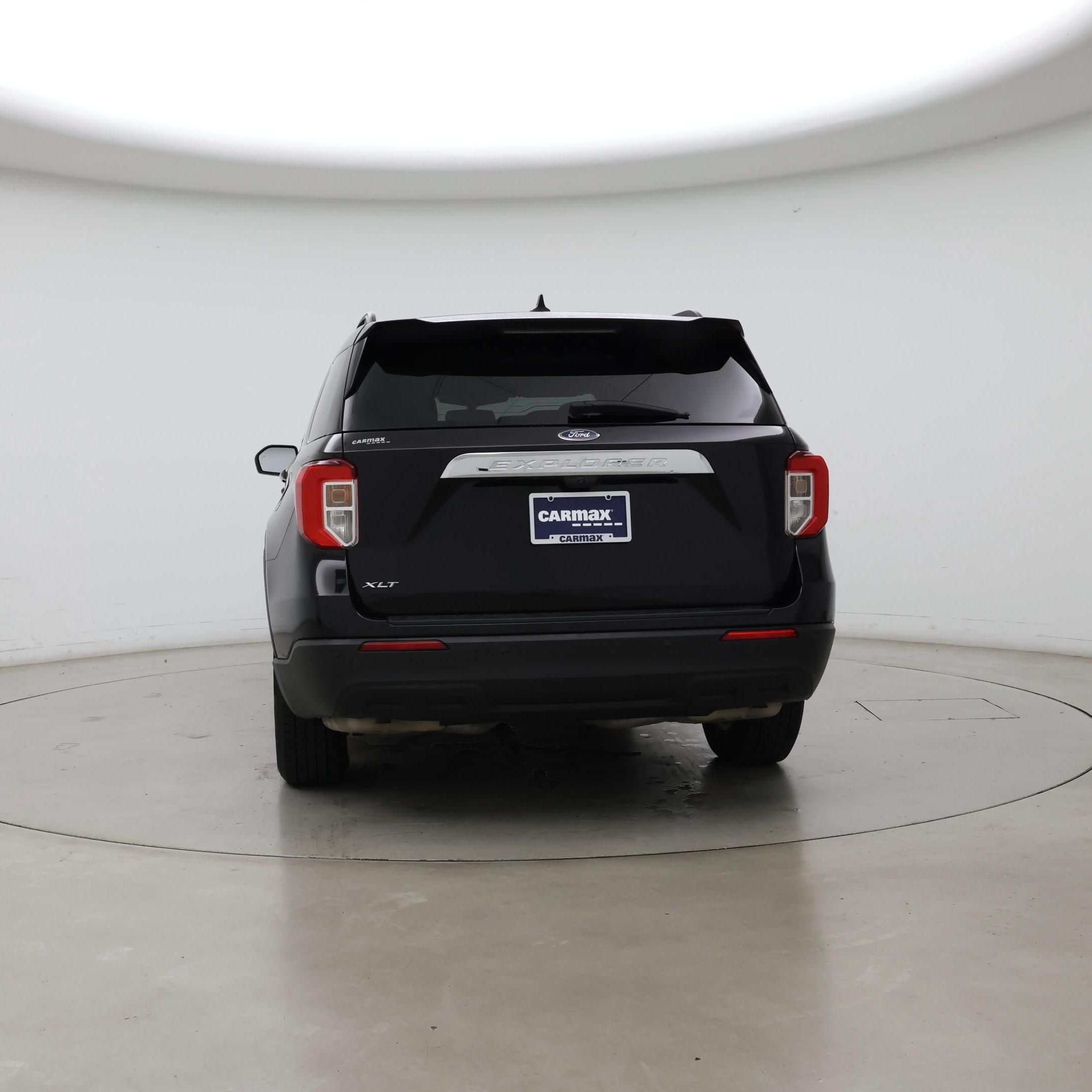 Thumbnail: 2022 Ford Explorer - 6