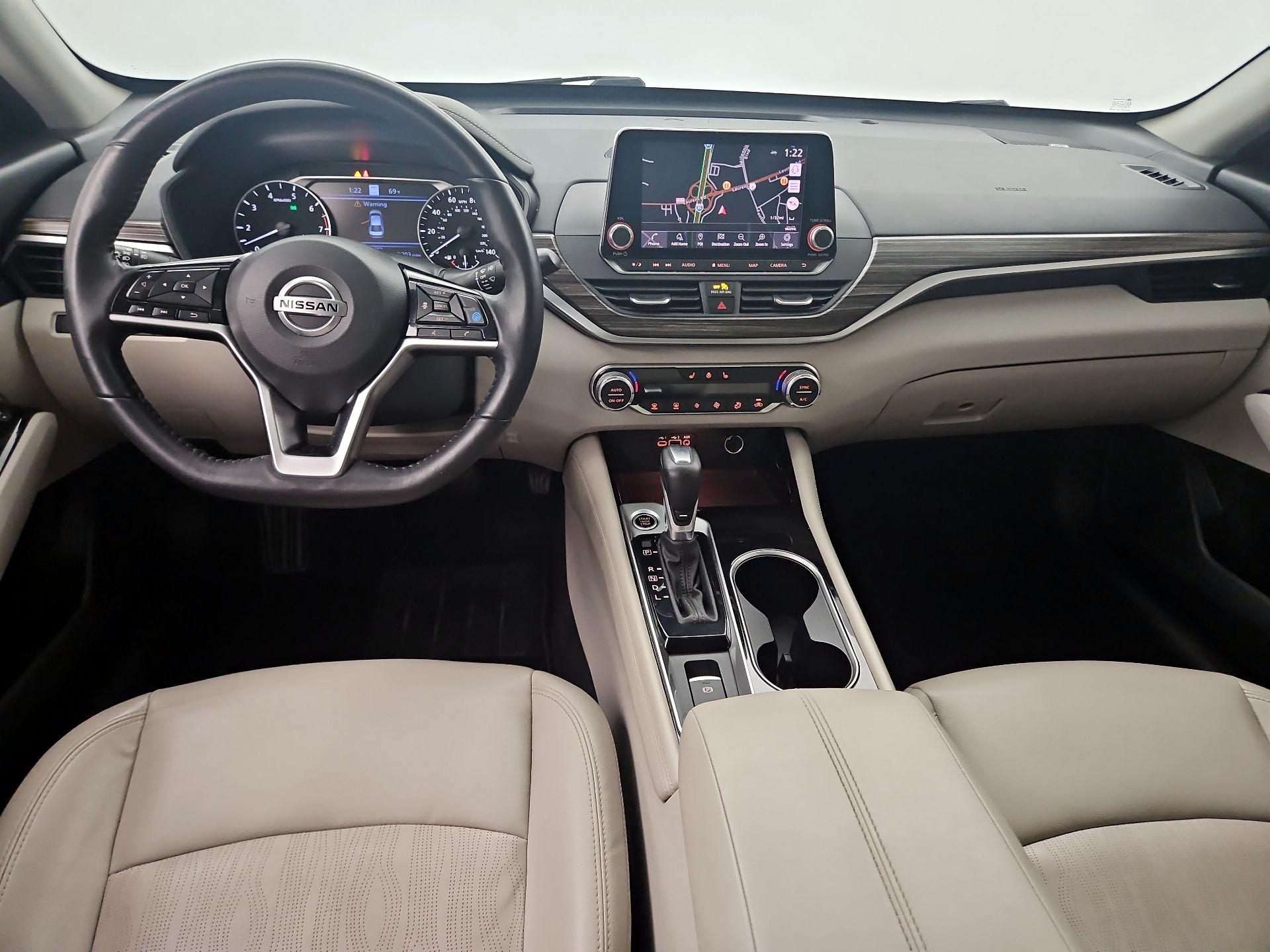 Thumbnail: 2020 Nissan Altima - 9