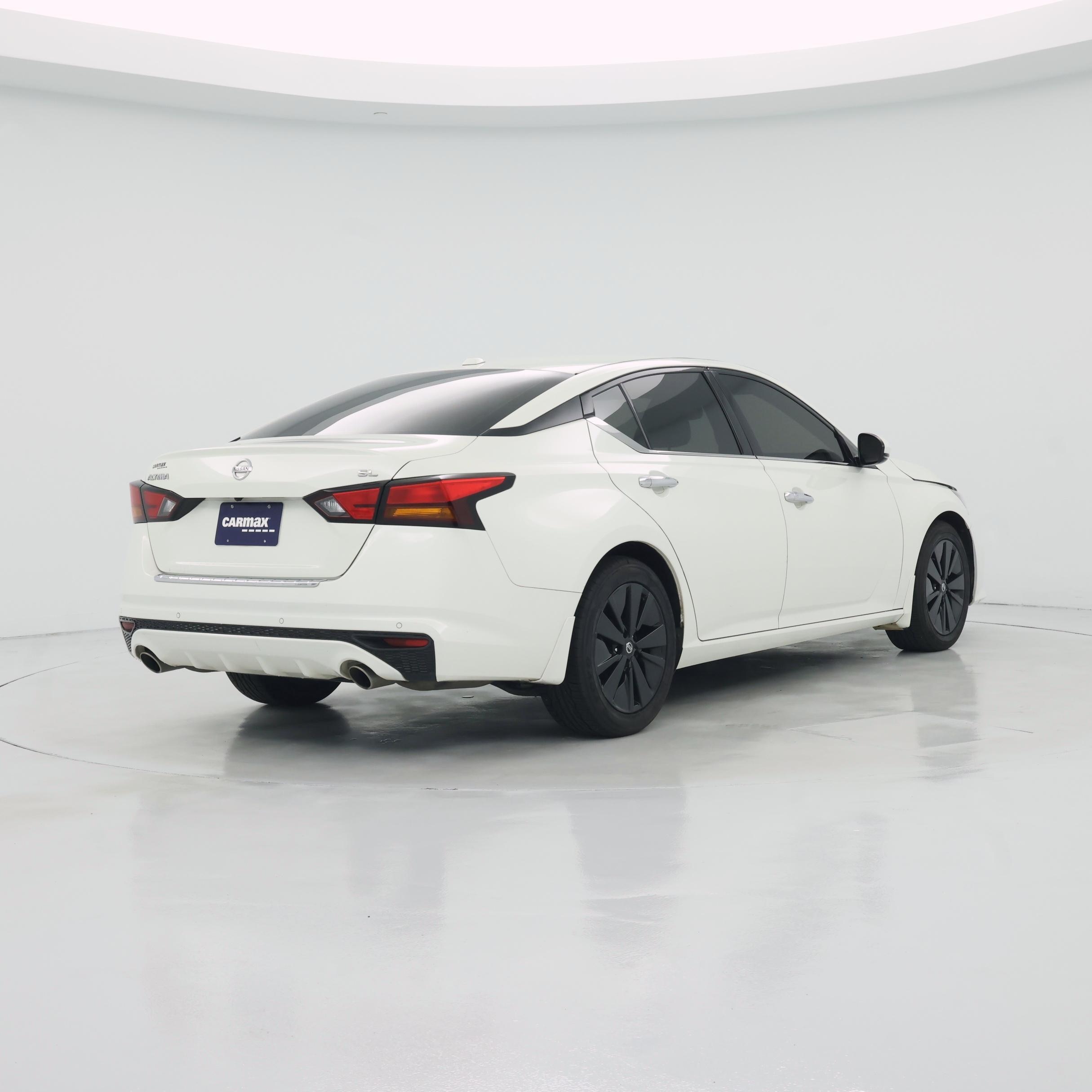 Thumbnail: 2020 Nissan Altima - 8