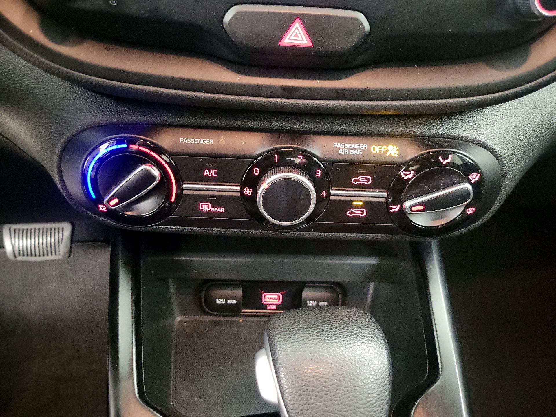 Thumbnail: 2021 Kia Soul - 16