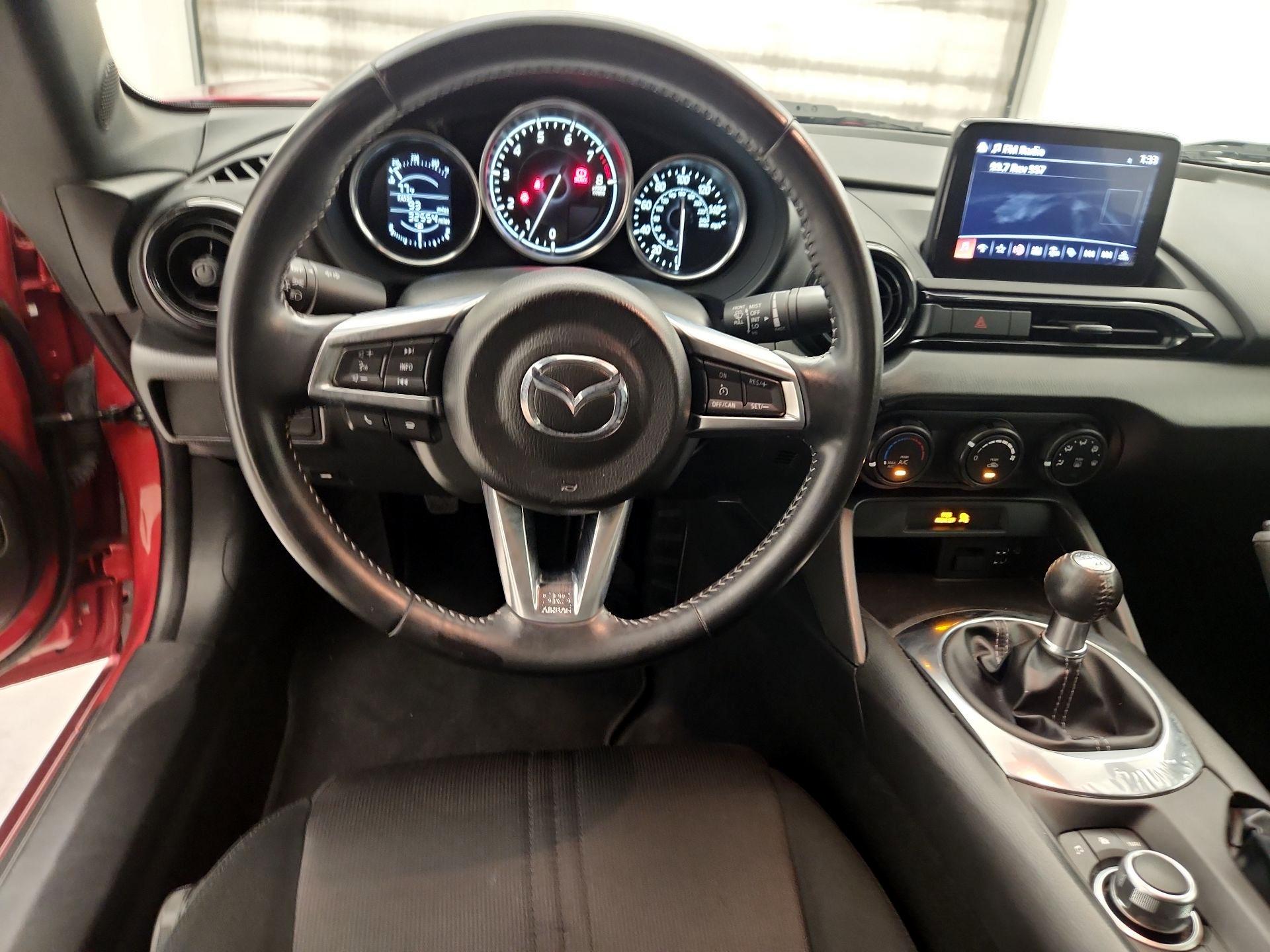 Thumbnail: 2021 Mazda MX-5 Miata - 10