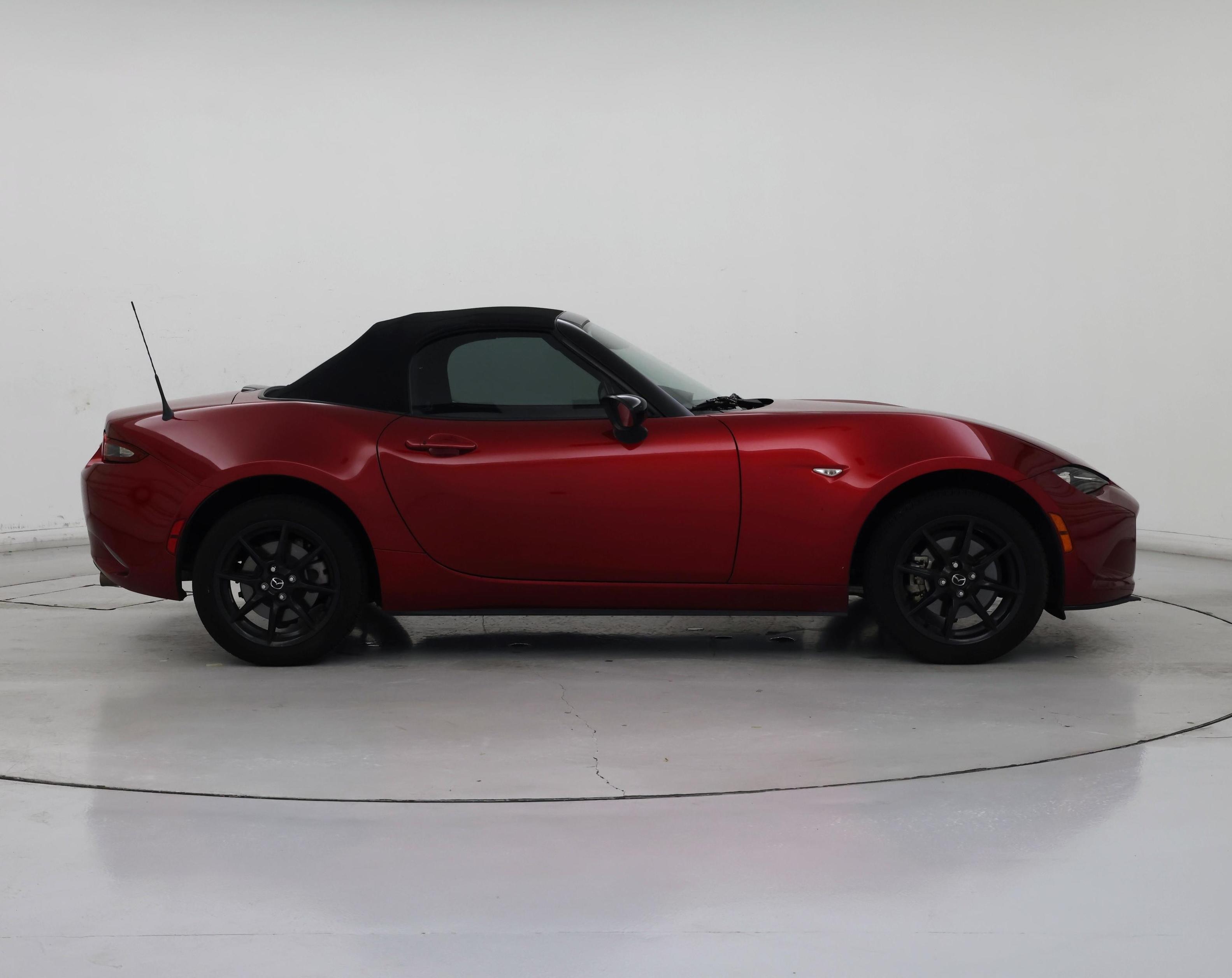 Thumbnail: 2021 Mazda MX-5 Miata - 7