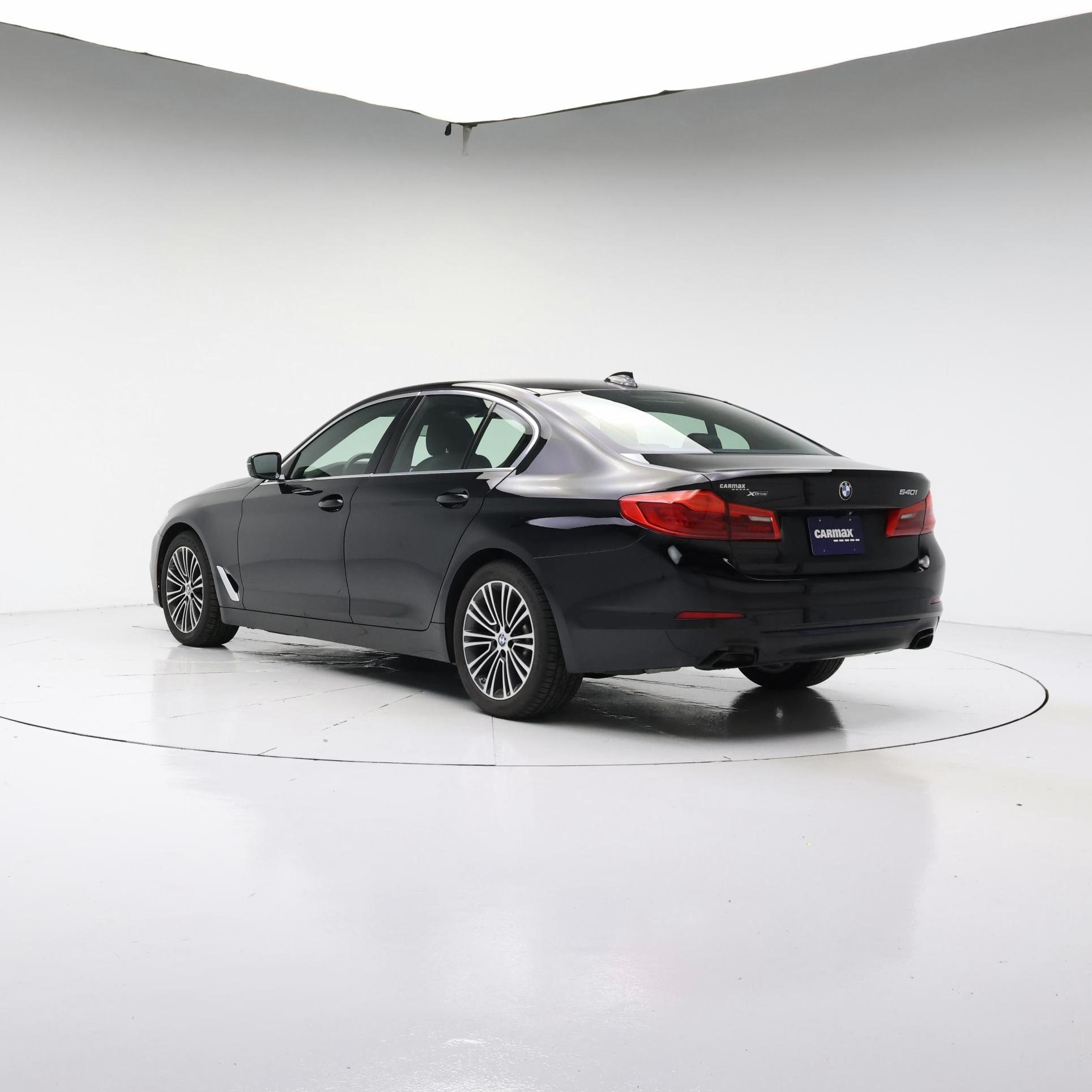 Thumbnail: 2019 BMW 5 Series - 2