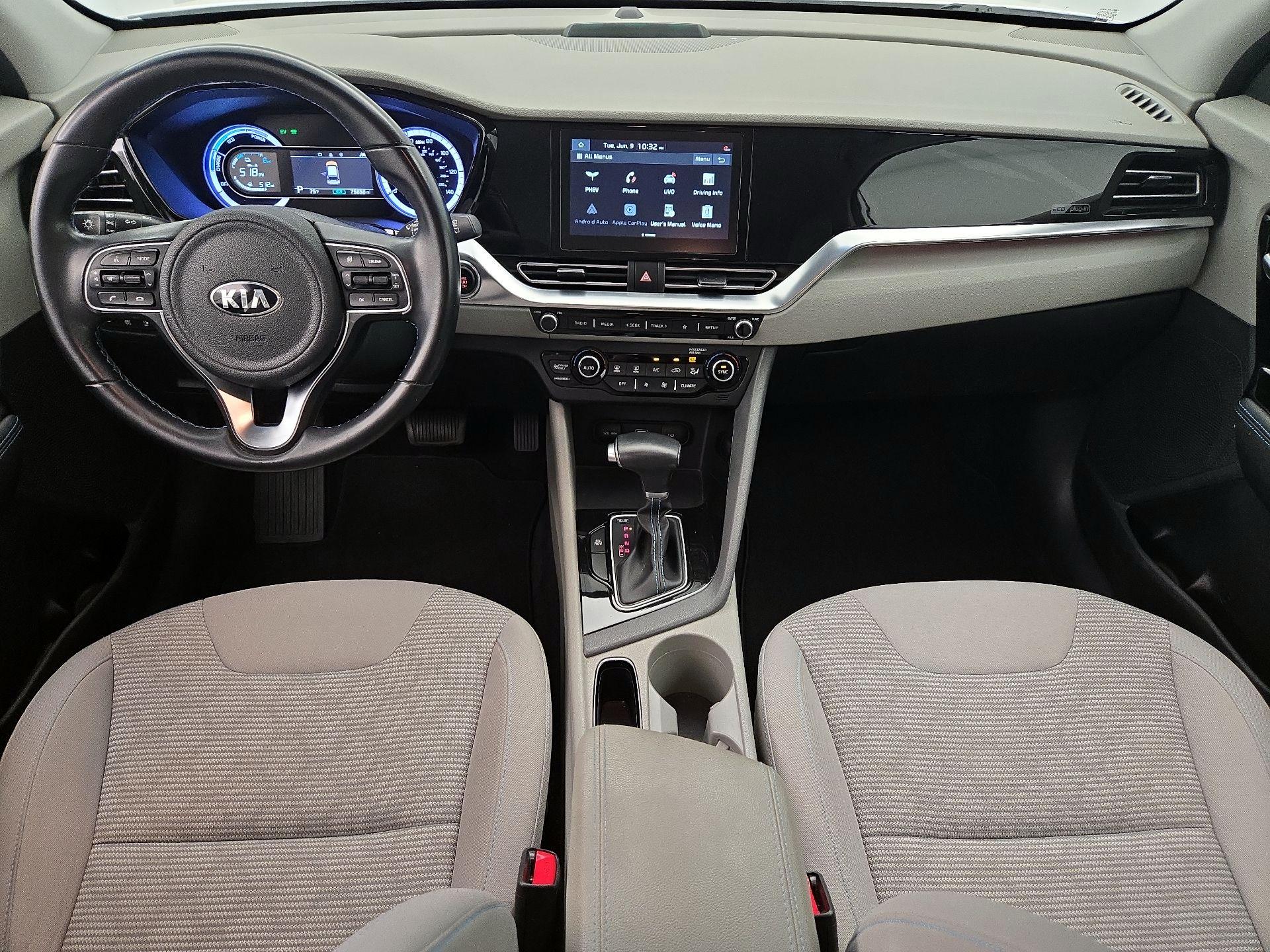 Thumbnail: 2020 Kia Niro - 9