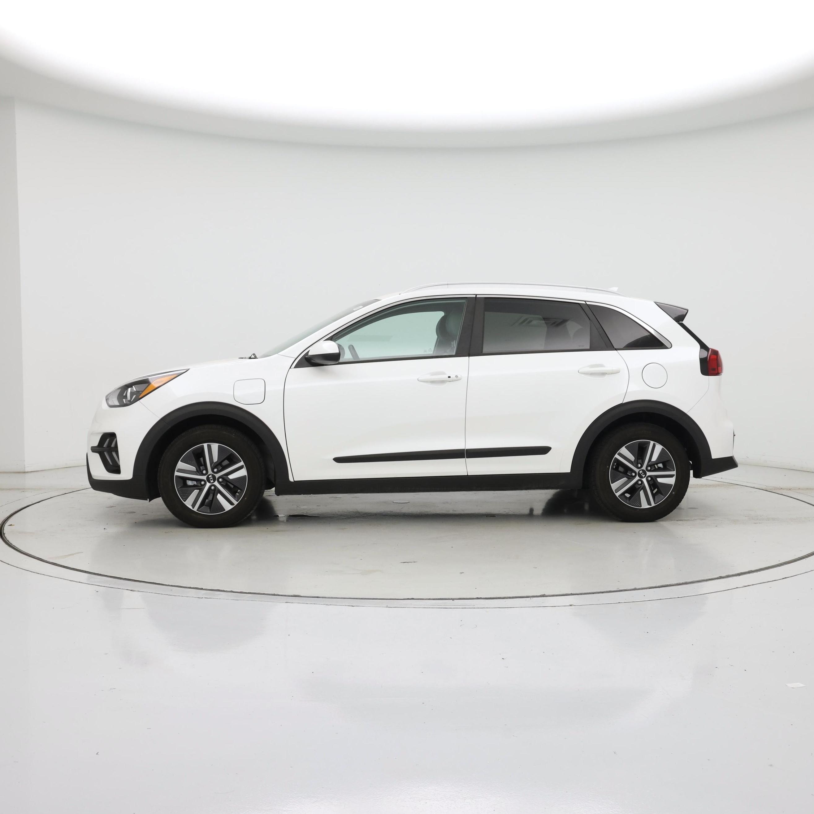 Thumbnail: 2020 Kia Niro - 3