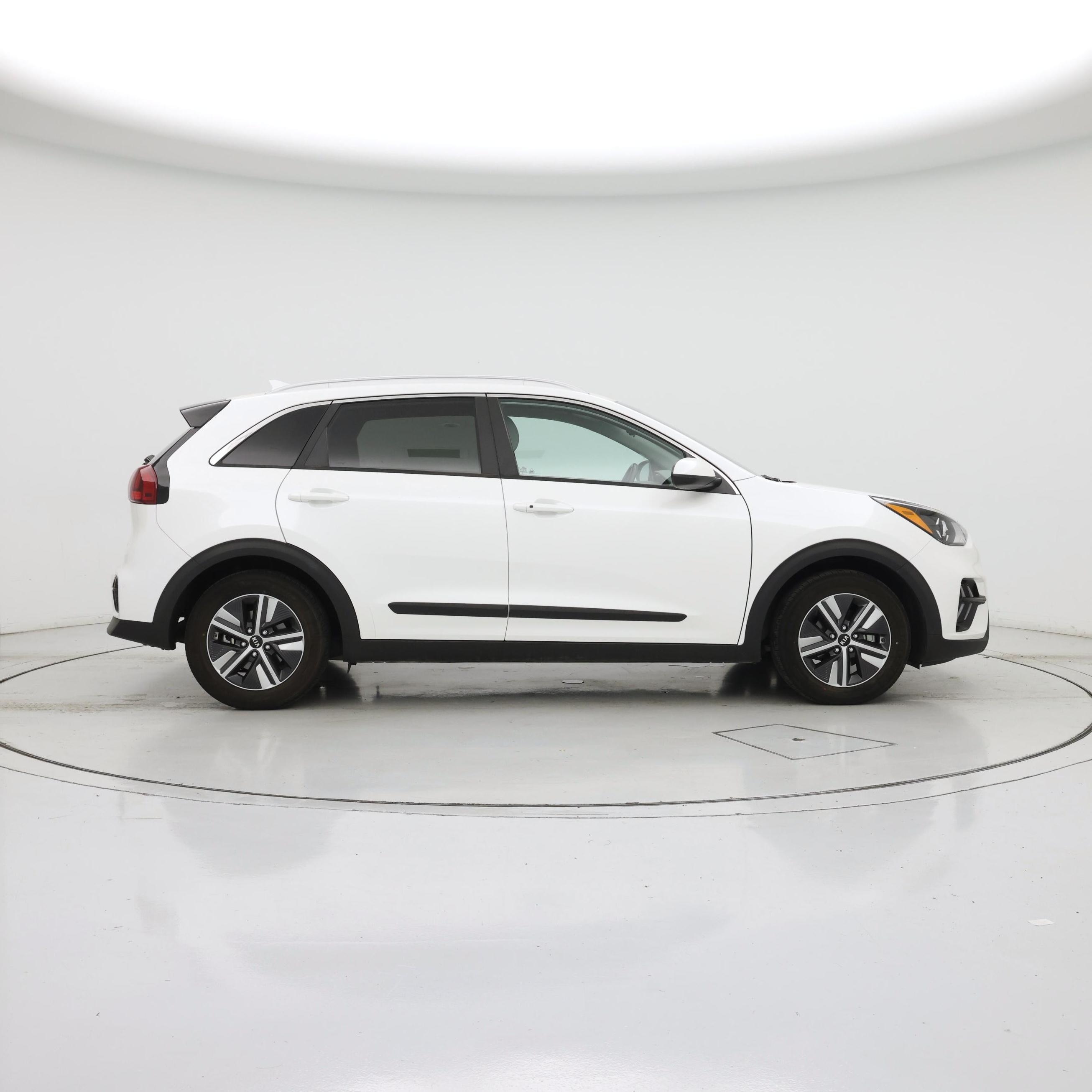 Thumbnail: 2020 Kia Niro - 7