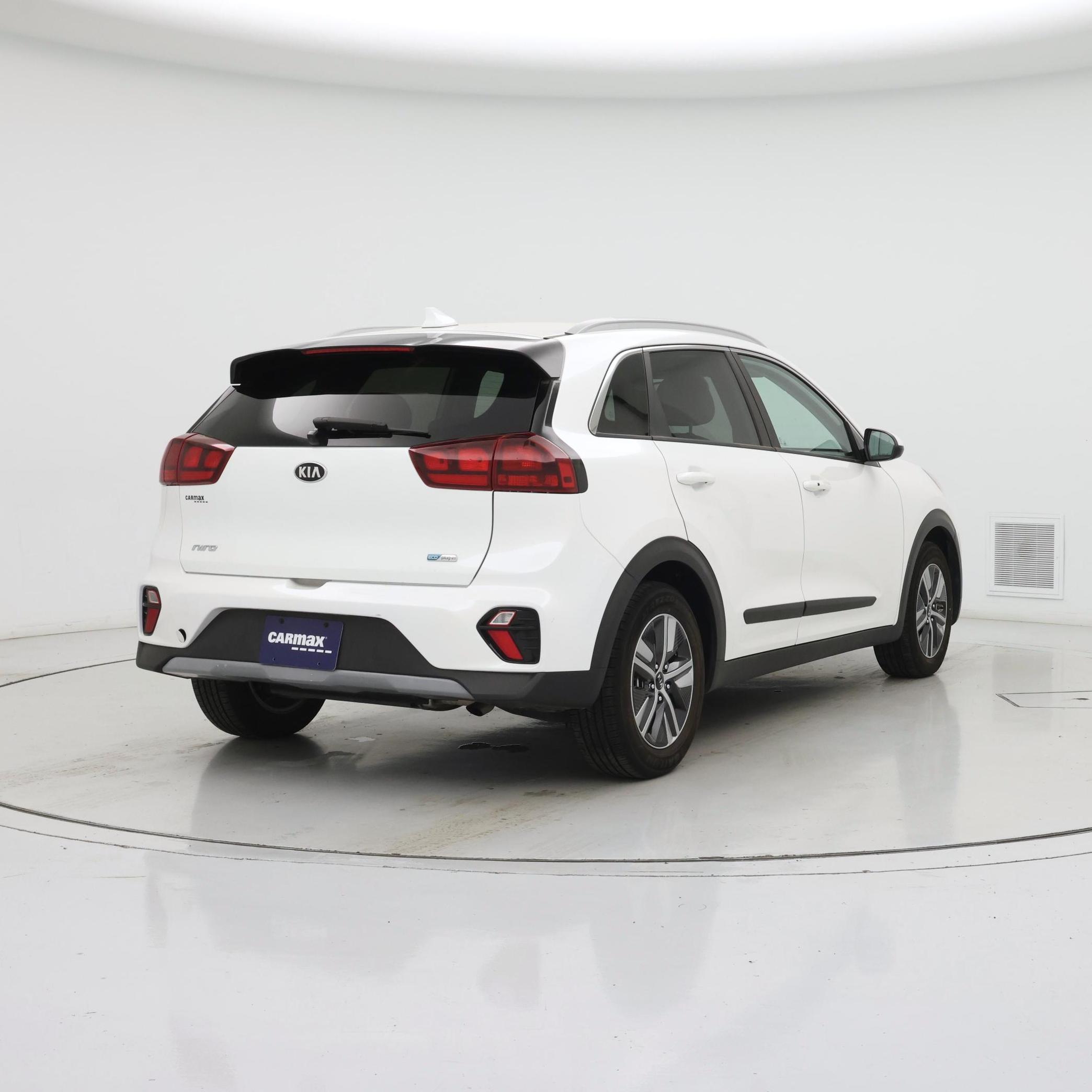 Thumbnail: 2020 Kia Niro - 8