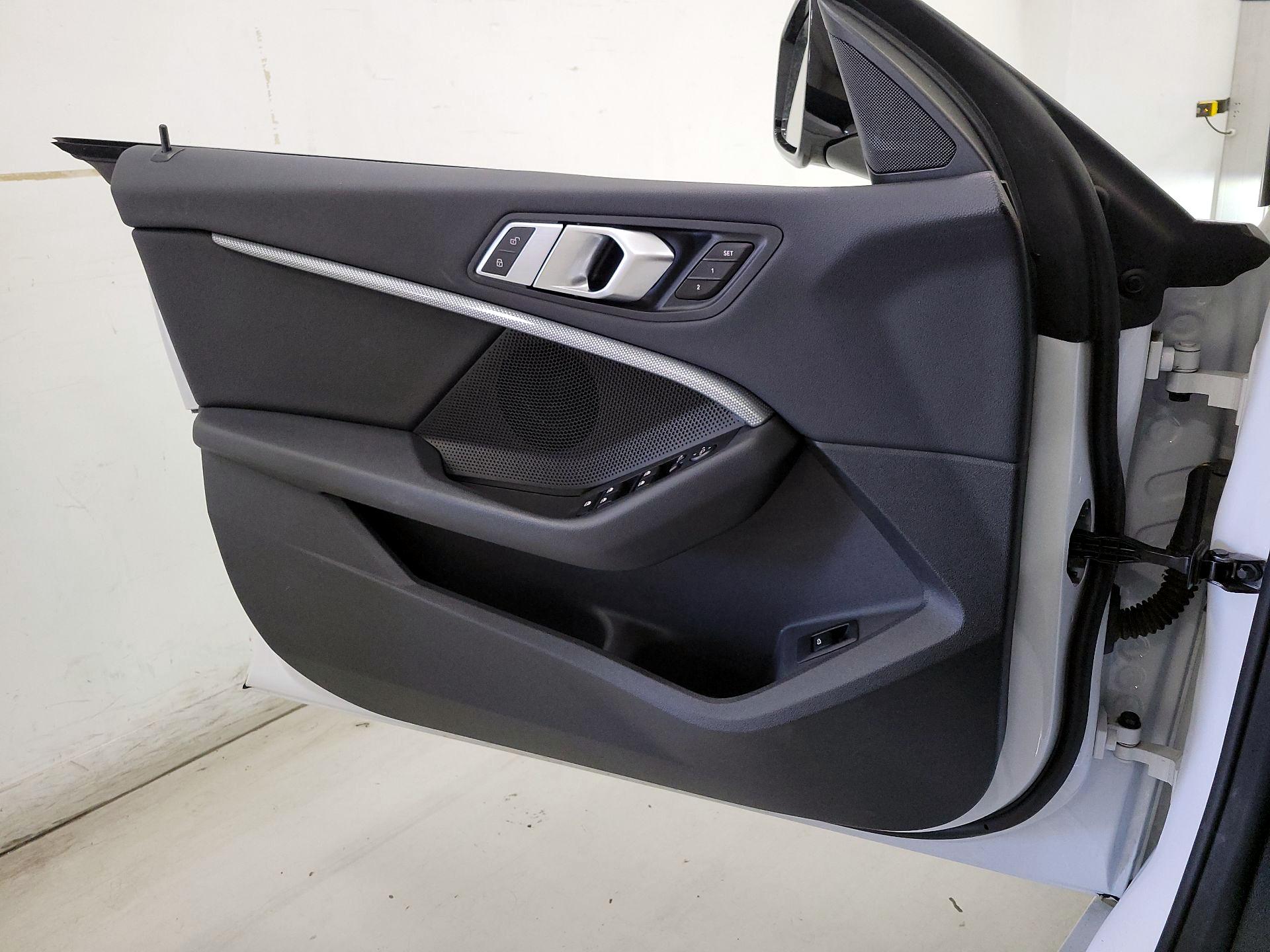 Thumbnail: 2021 BMW 2 Series - 12