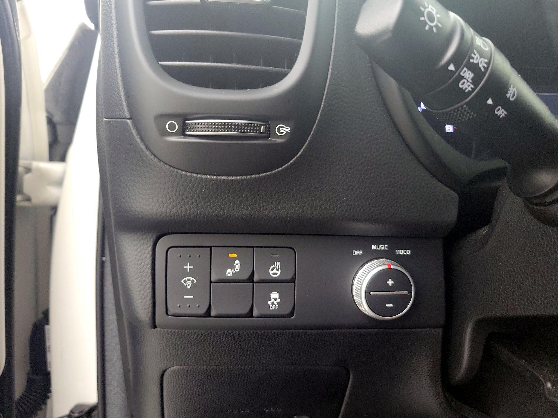 Thumbnail: 2019 Kia Soul - 13