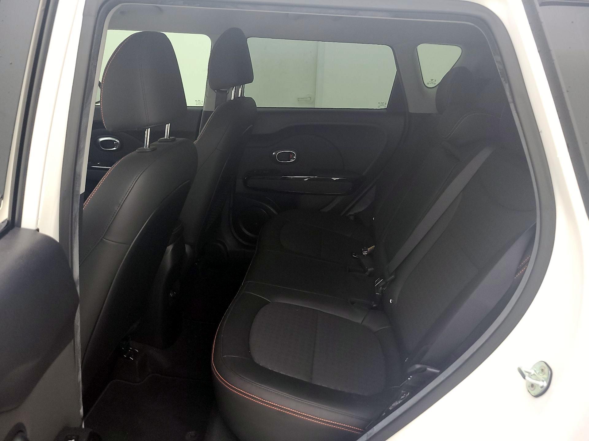 Thumbnail: 2019 Kia Soul - 19
