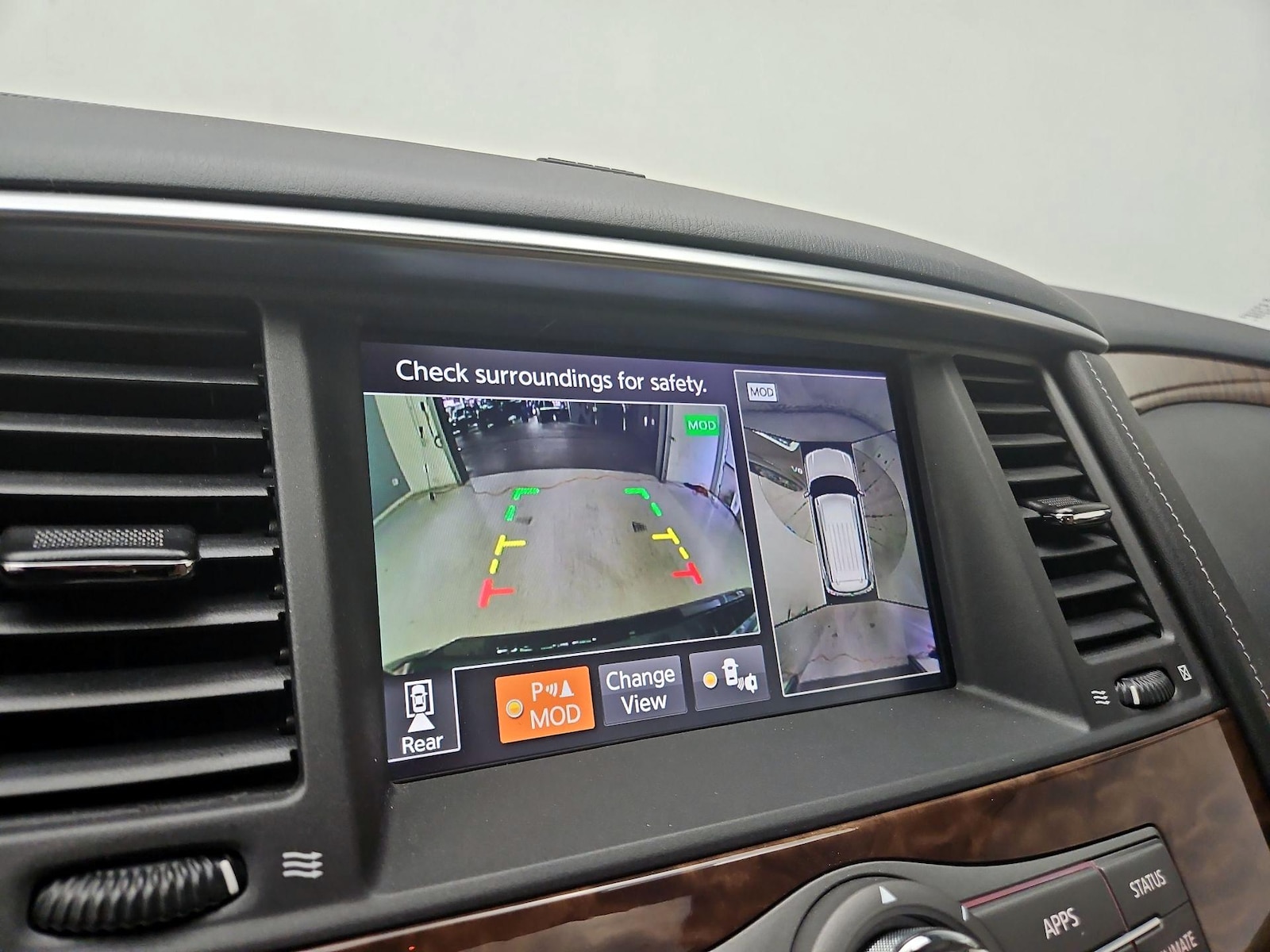 2020 Nissan Armada Platinum - Photo 16