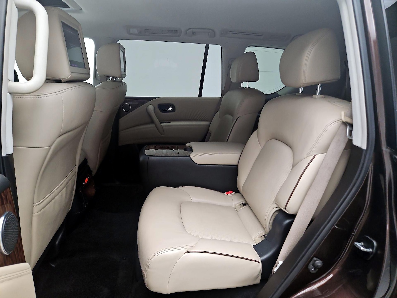 2020 Nissan Armada Platinum - Photo 22