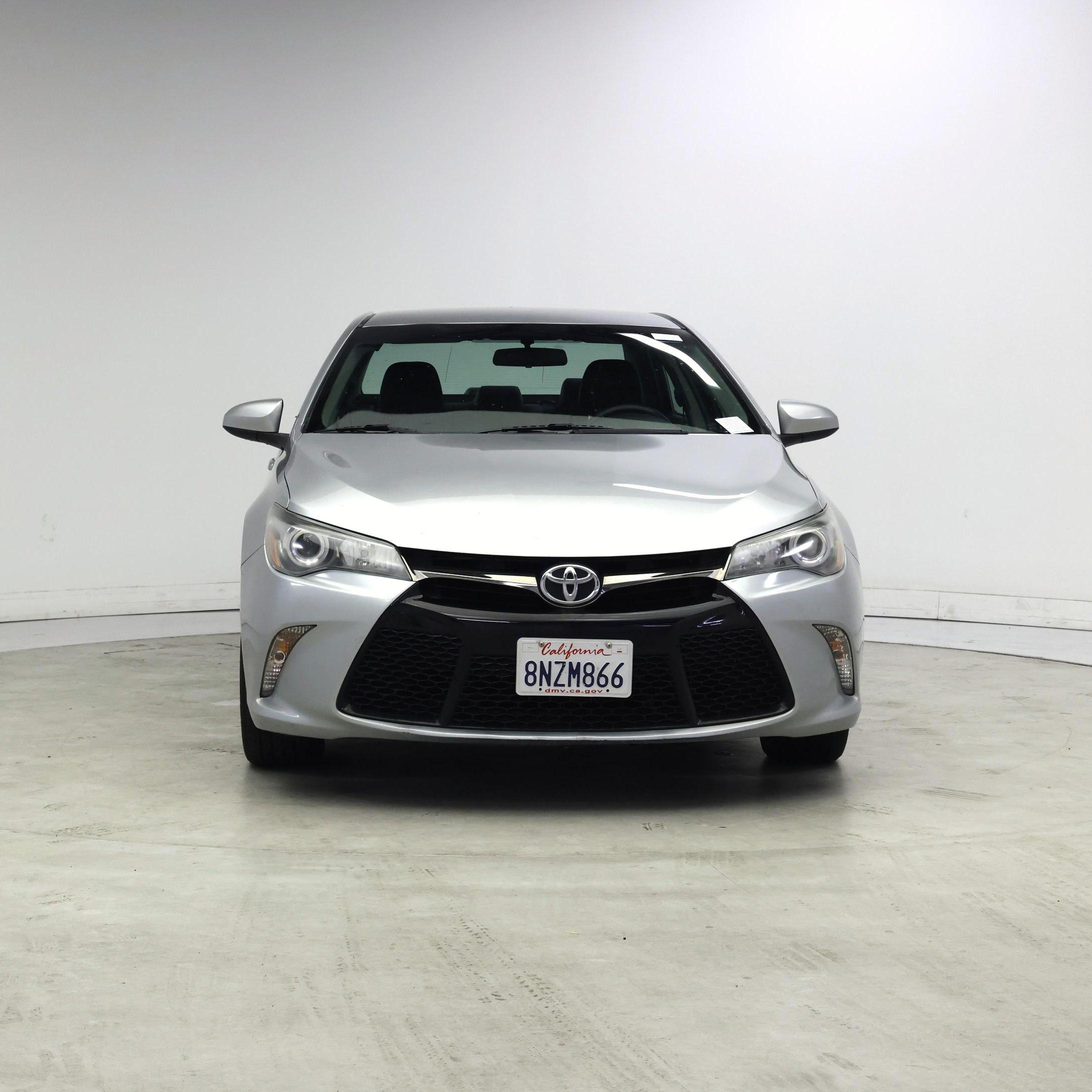 Thumbnail: 2017 Toyota Camry - 5