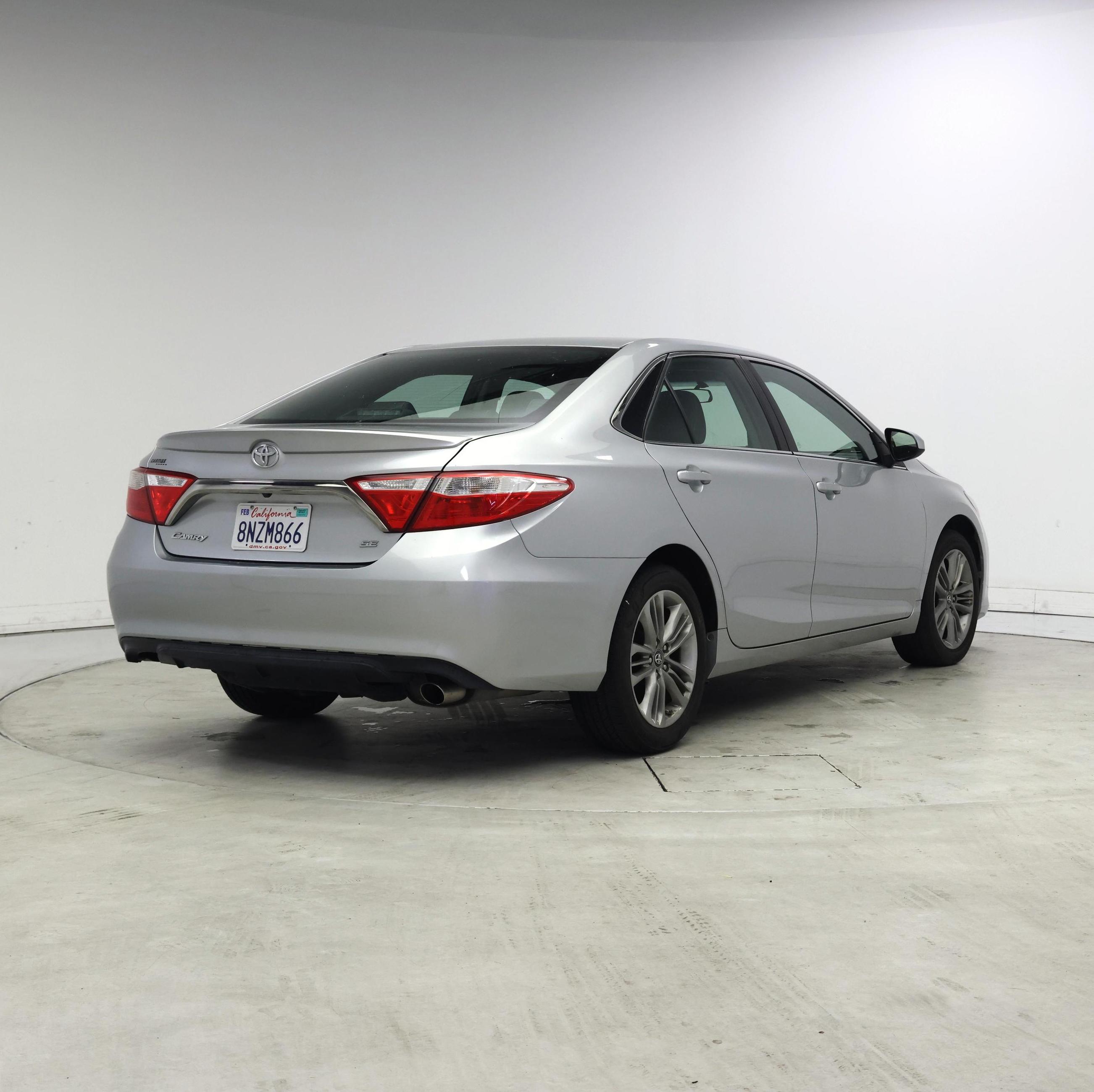 Thumbnail: 2017 Toyota Camry - 8