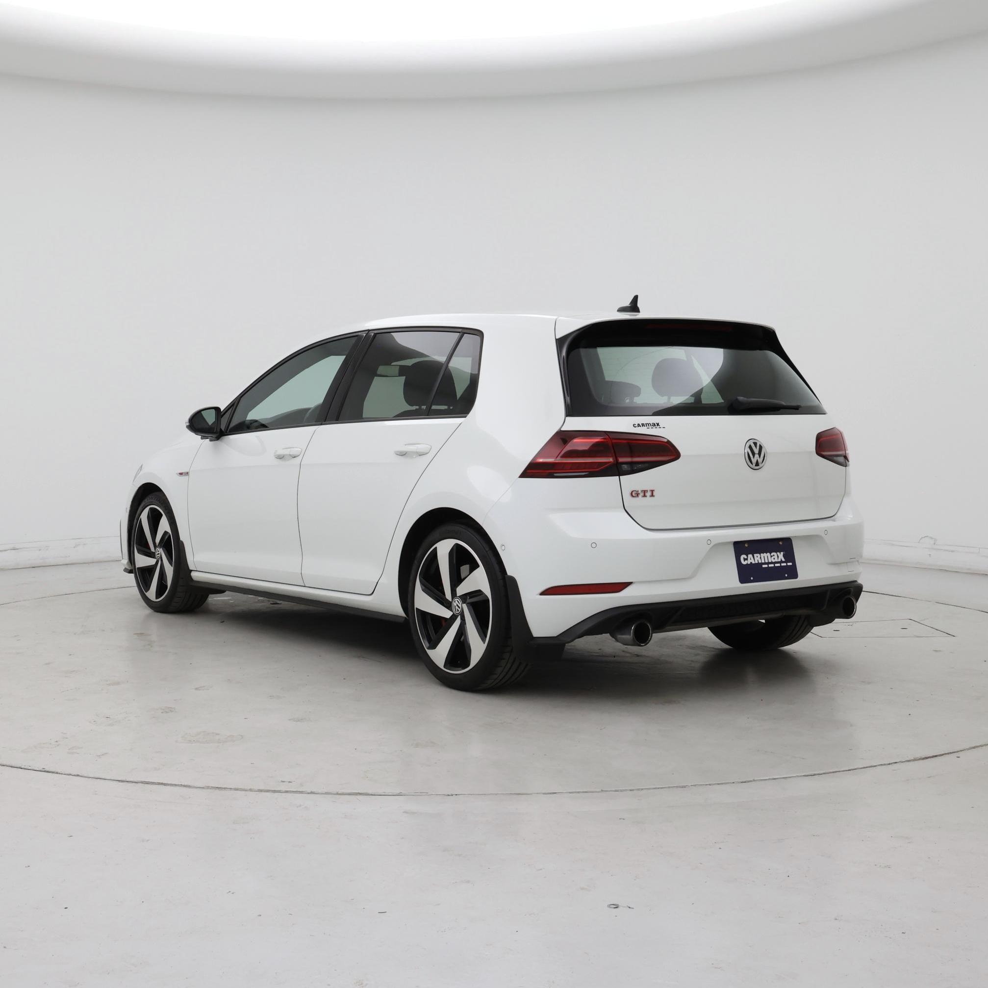 Thumbnail: 2018 Volkswagen Golf - 2
