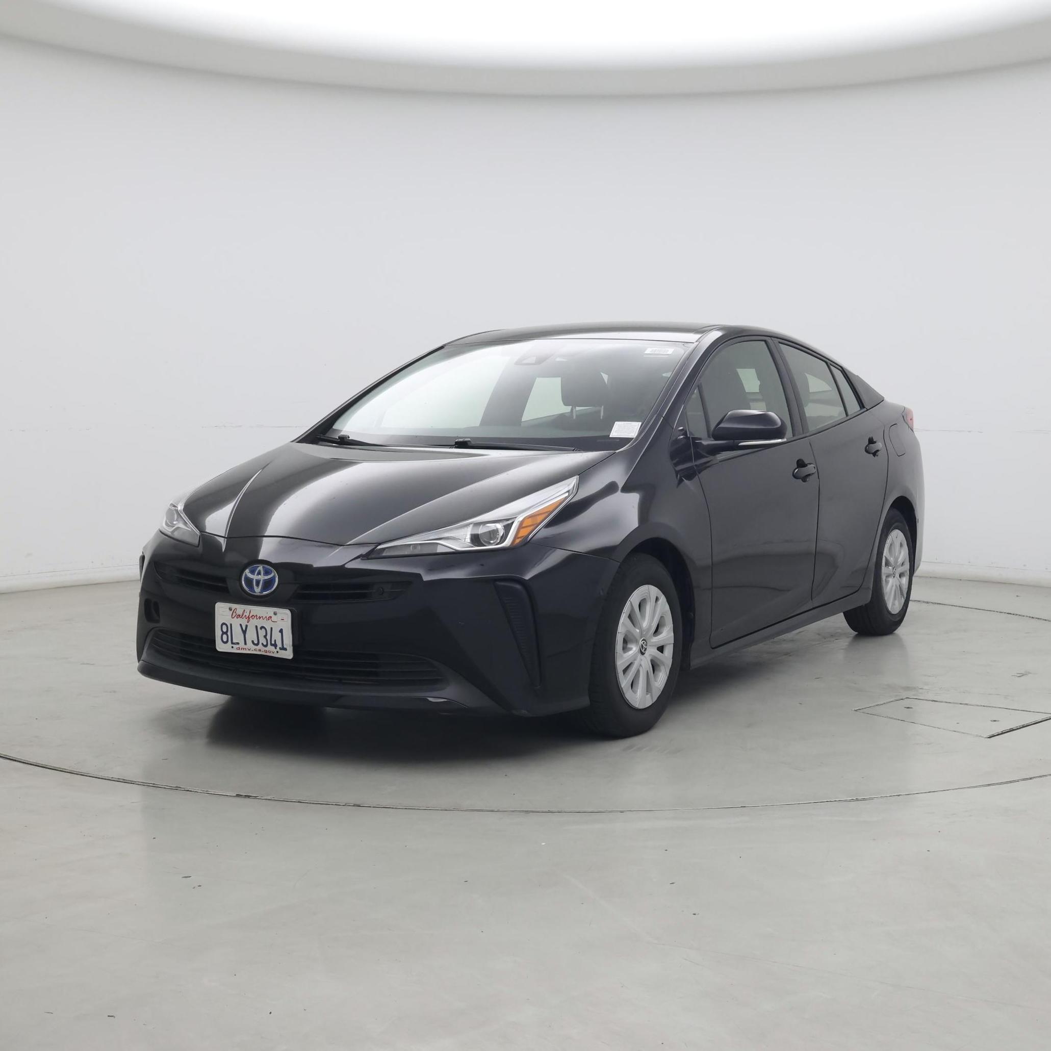 Thumbnail: 2019 Toyota Prius - 4