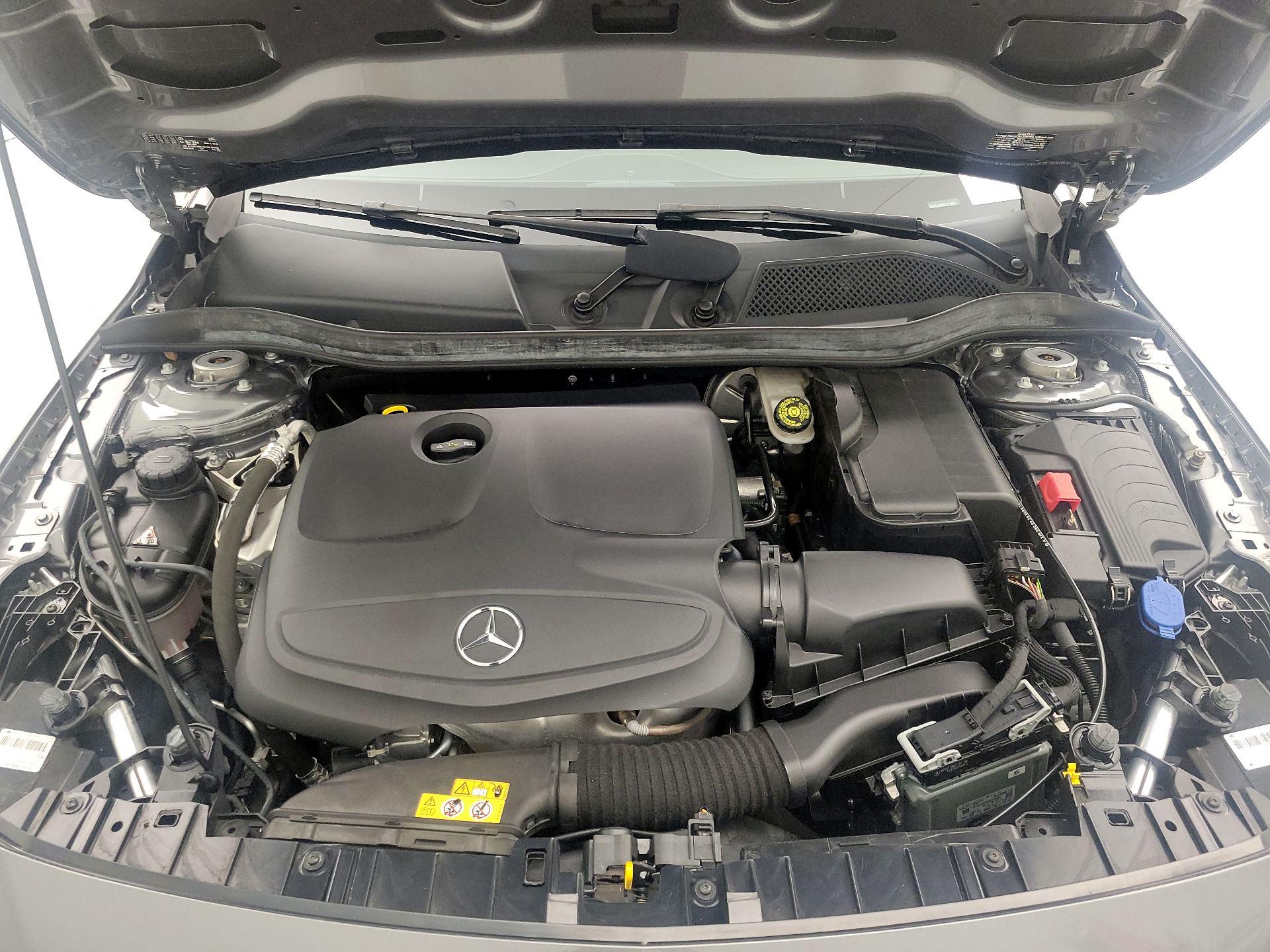 Thumbnail: 2020 Mercedes-Benz GLA - 20
