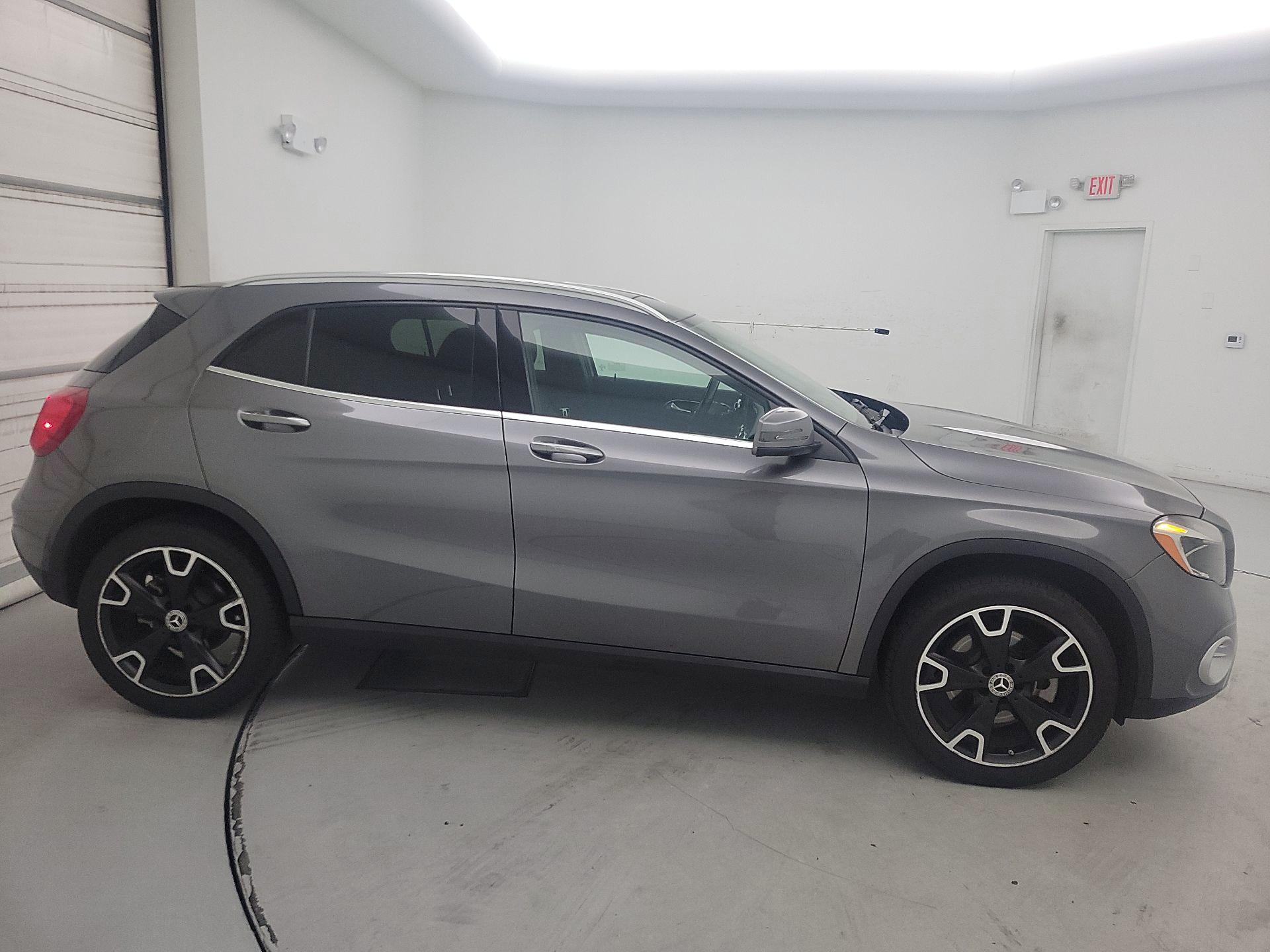 Thumbnail: 2020 Mercedes-Benz GLA - 4