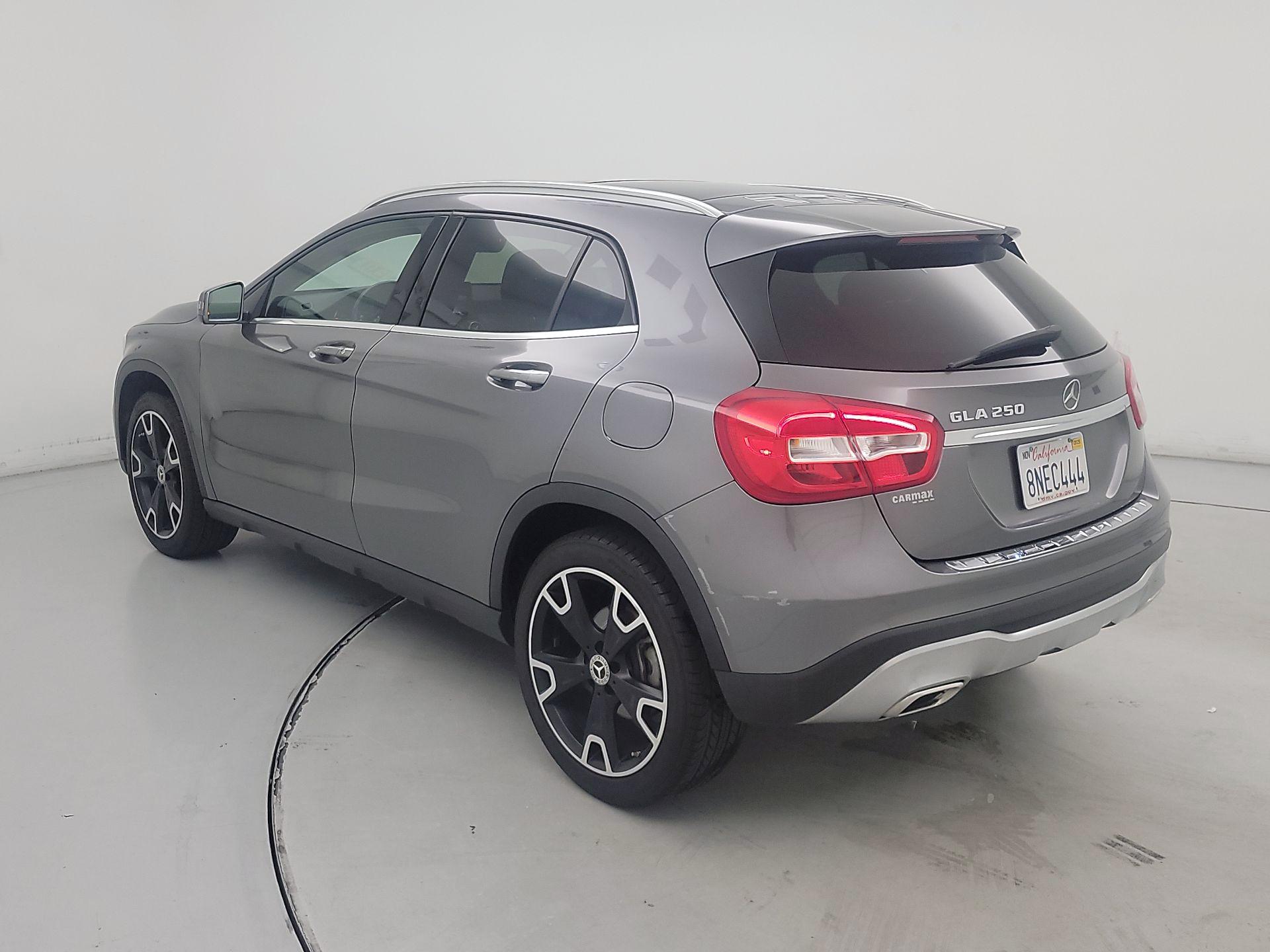 Thumbnail: 2020 Mercedes-Benz GLA - 7