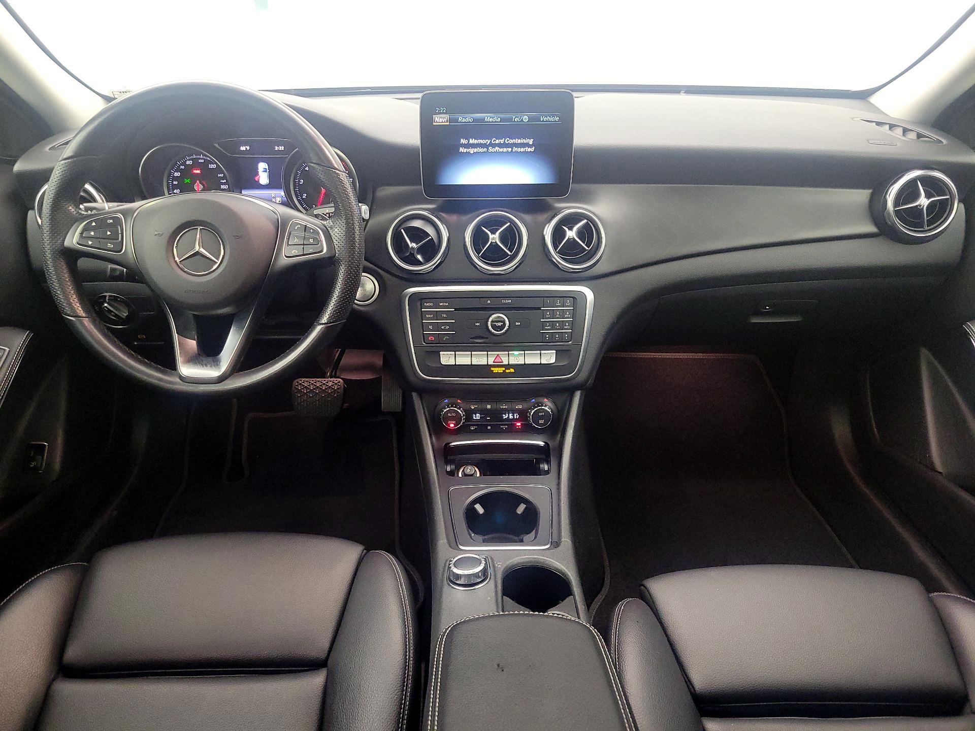 Thumbnail: 2020 Mercedes-Benz GLA - 8