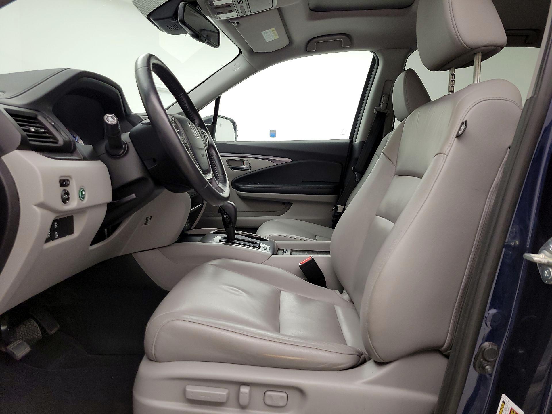 Thumbnail: 2016 Honda Pilot - 11