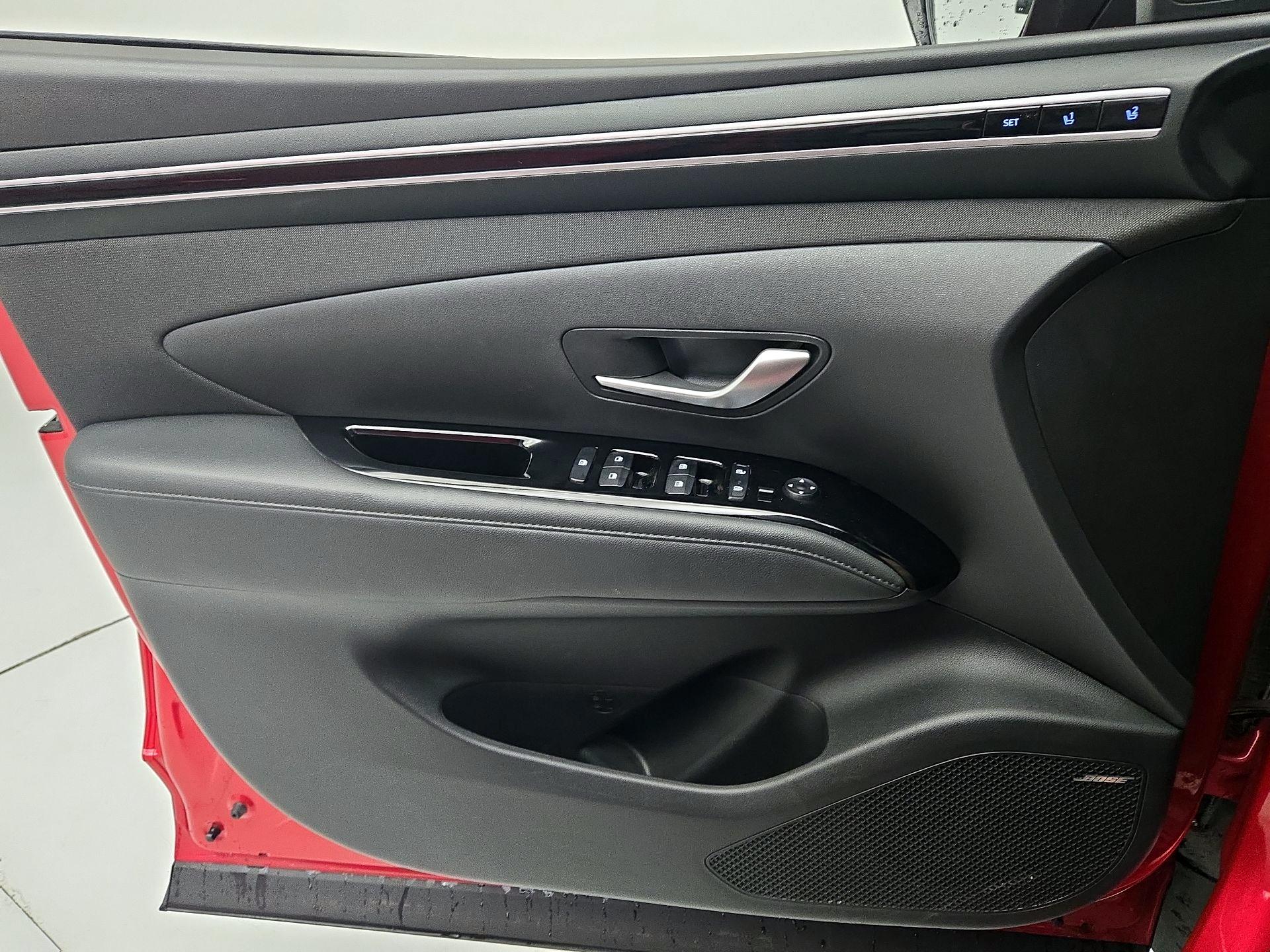 Thumbnail: 2023 Hyundai Tucson - 12