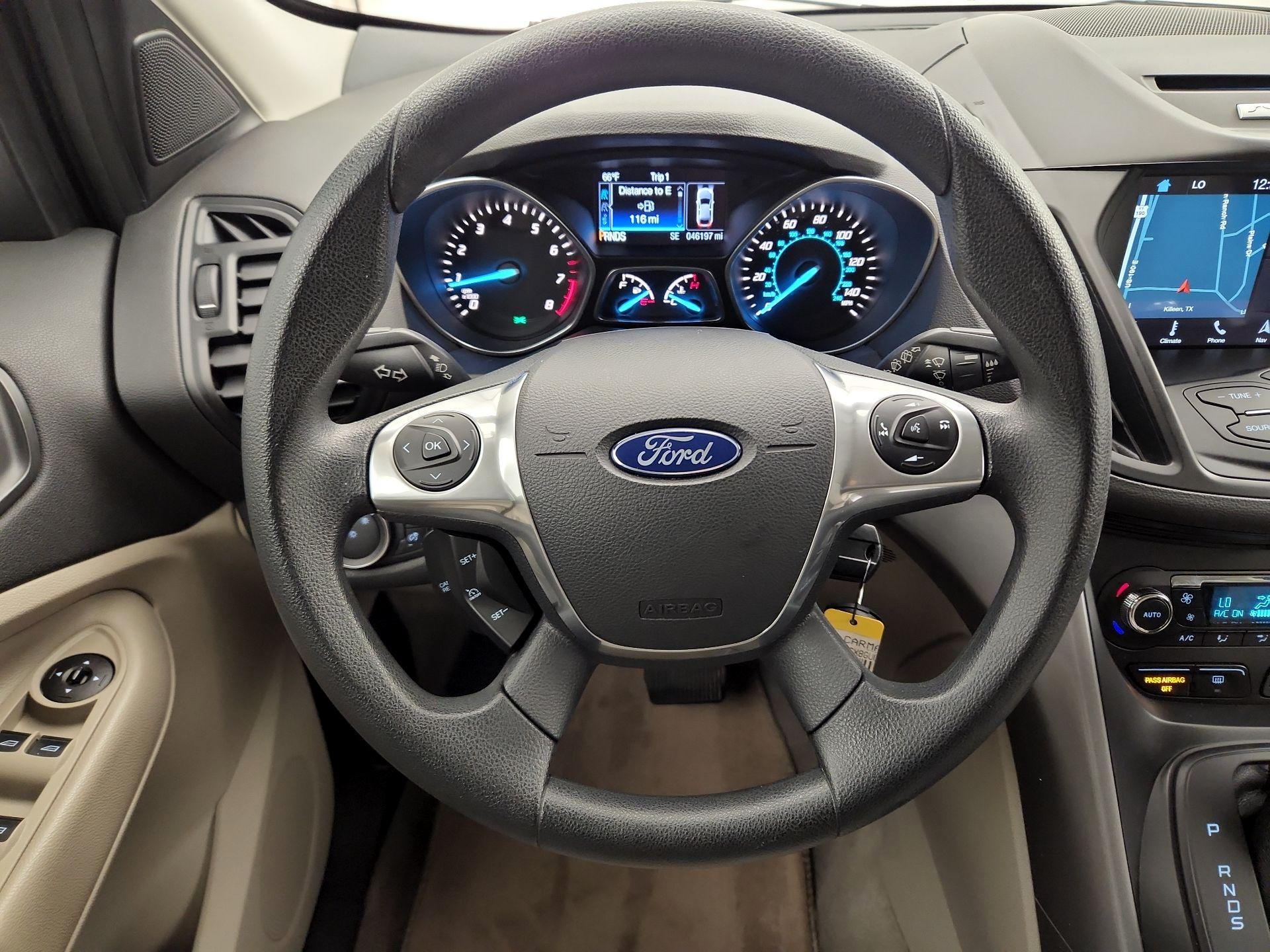 Thumbnail: 2016 Ford Escape - 10