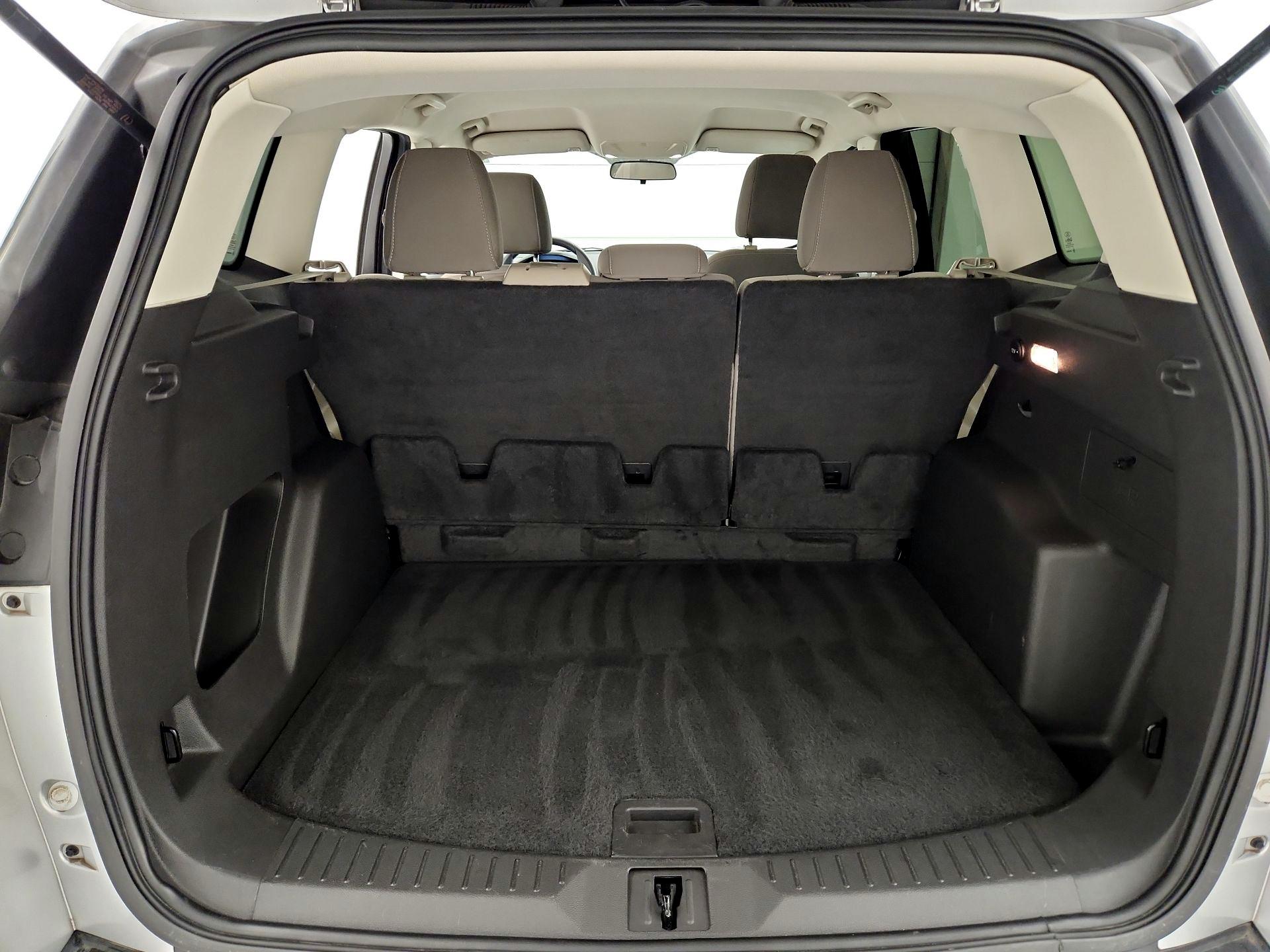 Thumbnail: 2016 Ford Escape - 20