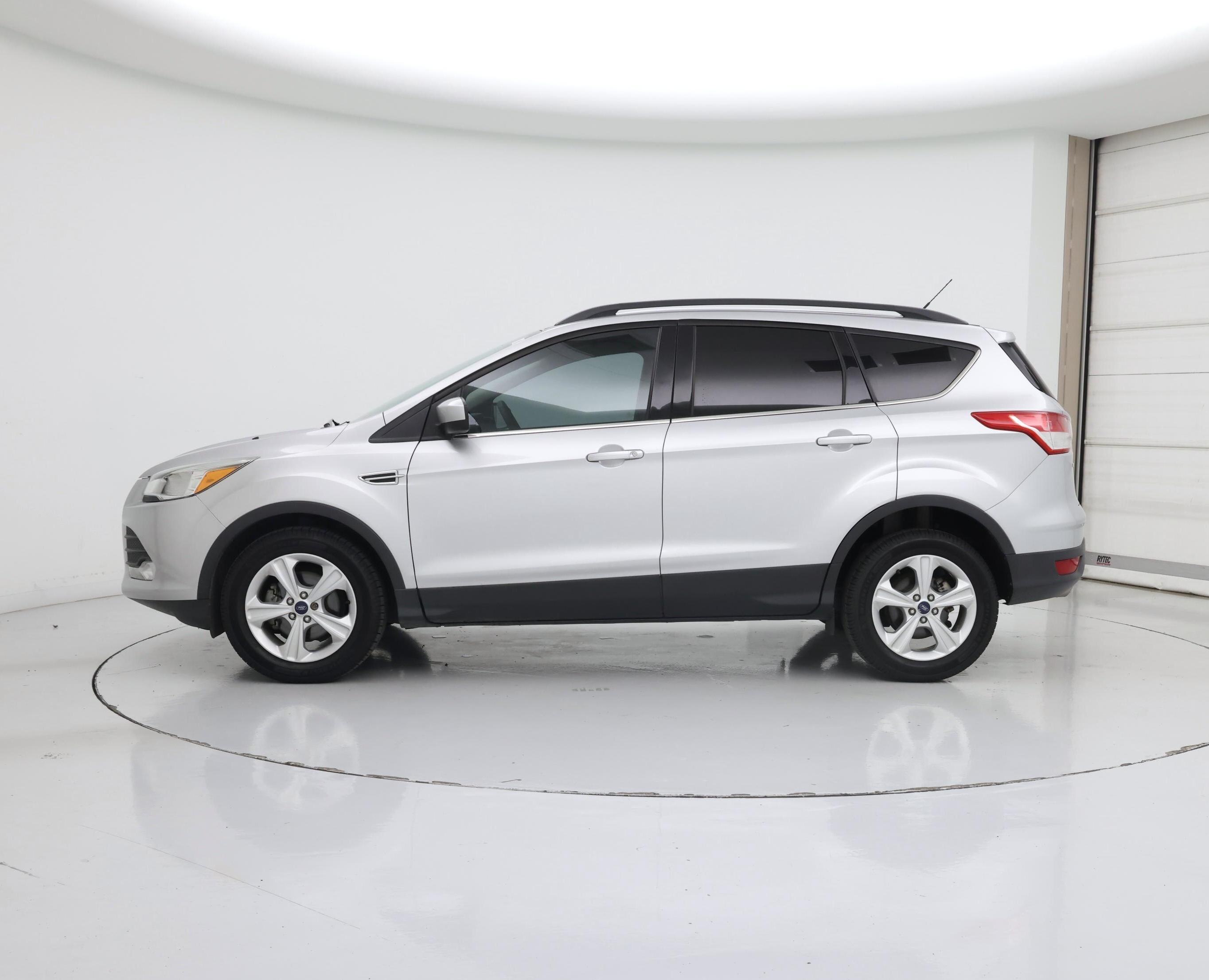 Thumbnail: 2016 Ford Escape - 3