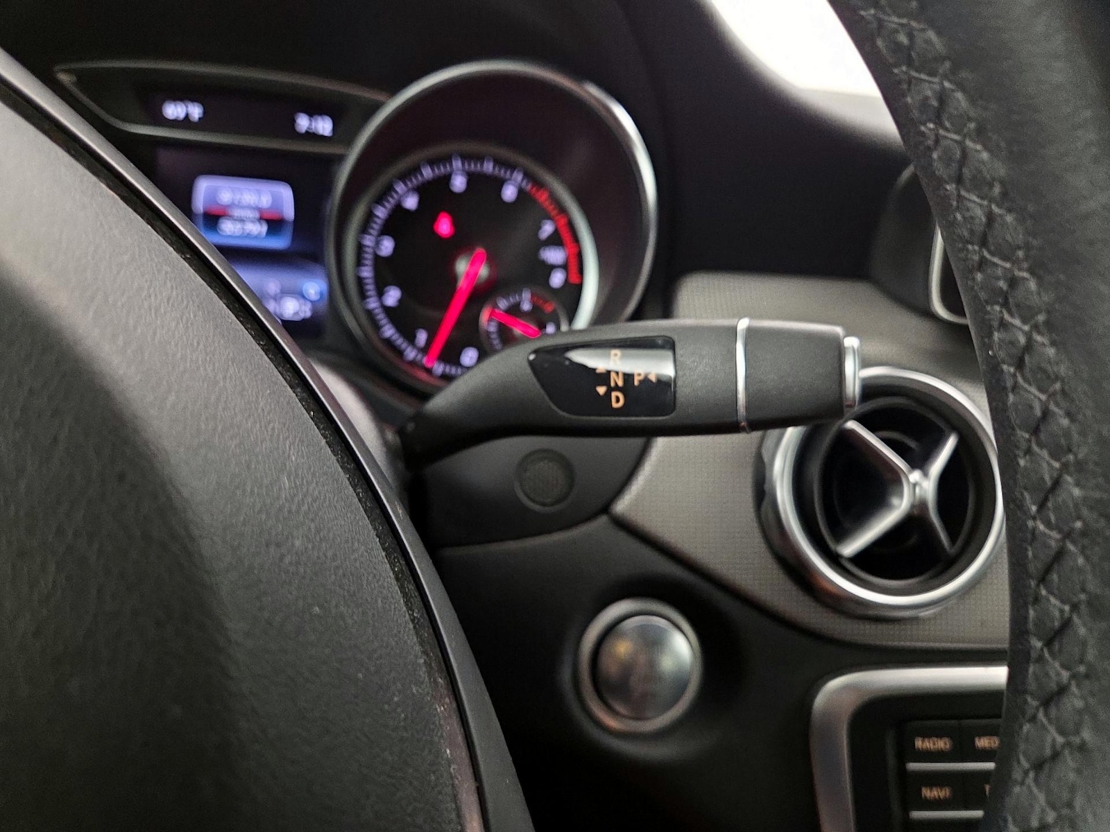 2019 Mercedes-Benz GLA-Class GLA250 - Photo 18
