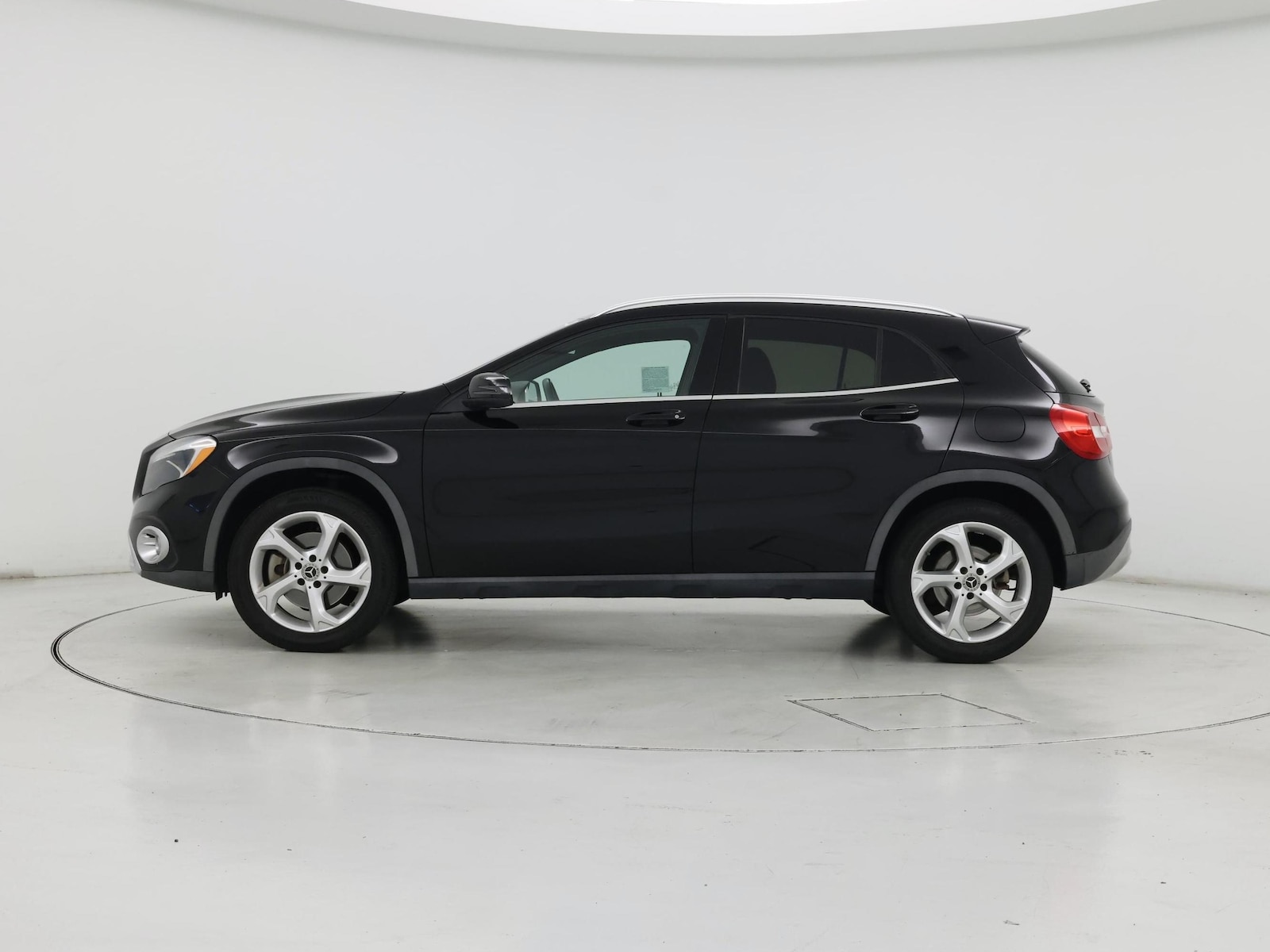 2019 Mercedes-Benz GLA-Class GLA250 - Photo 4